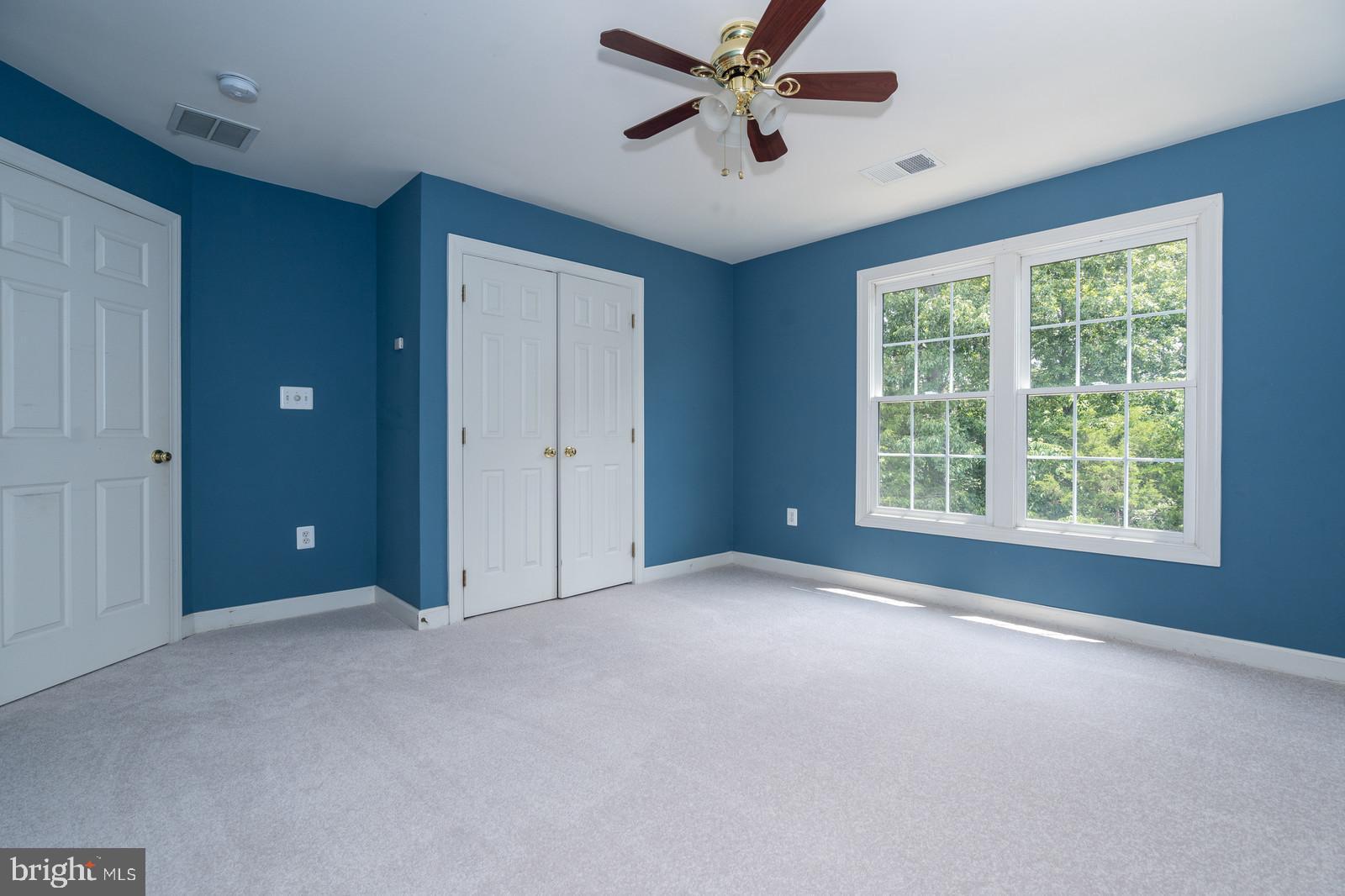 SOUTH RIDING - Residential