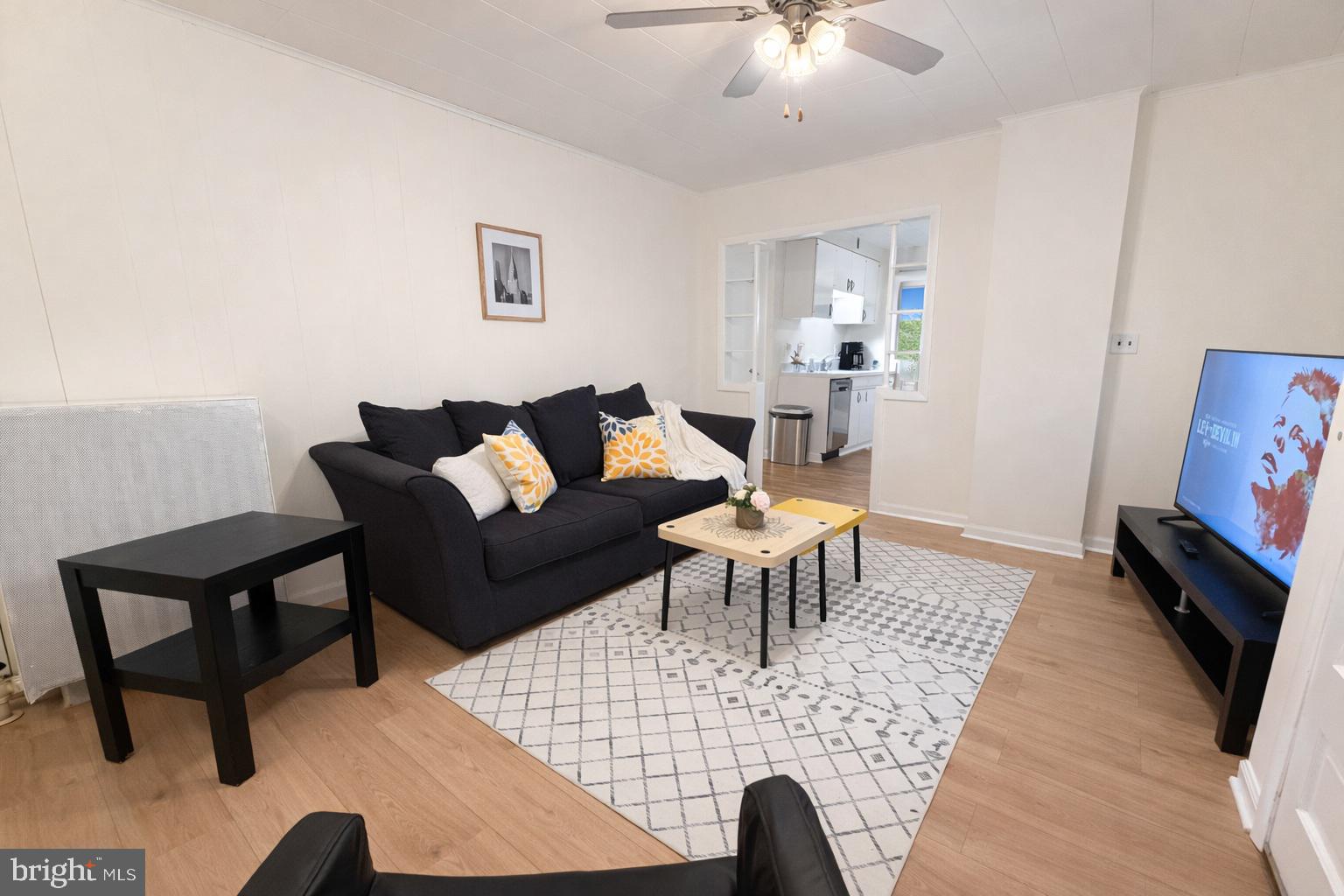 131 LIVINGSTON AVENUE 1/F