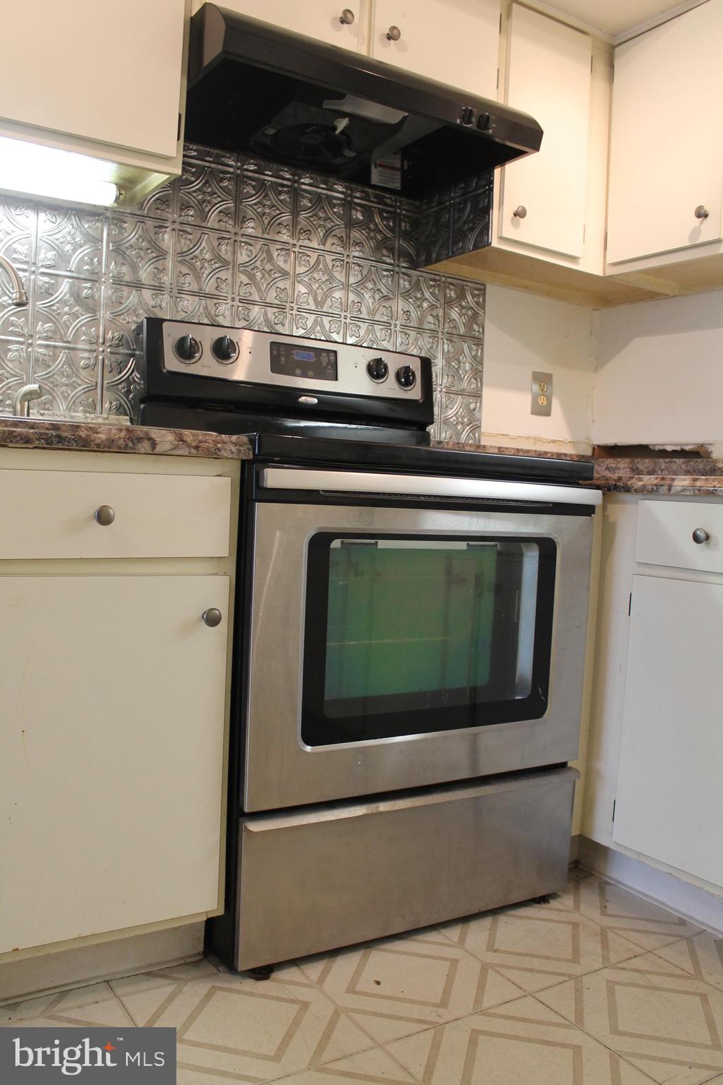 23 BEECHTREE LANE