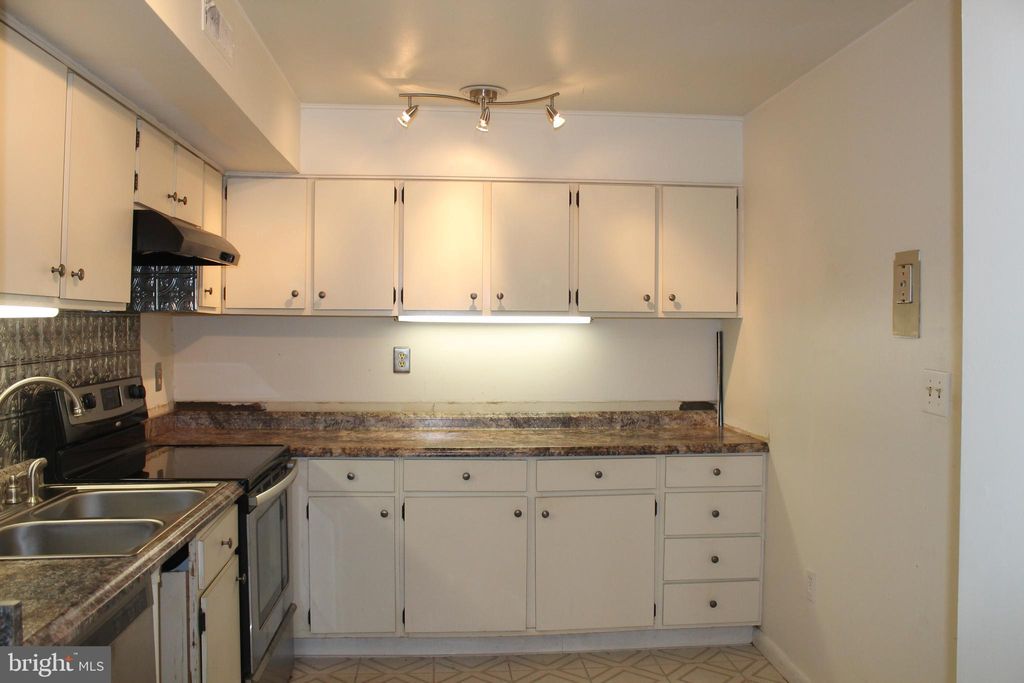 Photo of 23 Beechtree Lane, MOUNTVILLE, PA 17554 (MLS # PALA2074300)