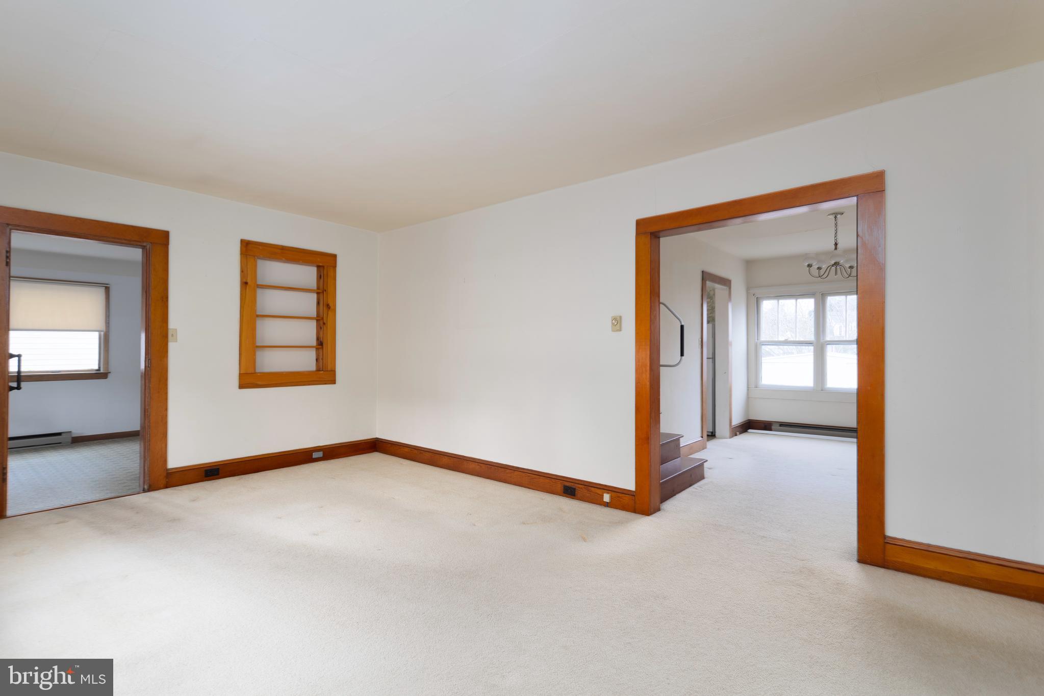 306 N MAIN