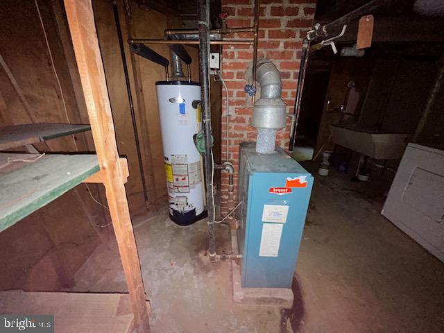 LAURAVILLE HISTORIC DISTRICT - Residential