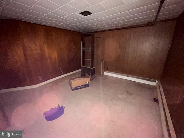 LAURAVILLE HISTORIC DISTRICT - Residential