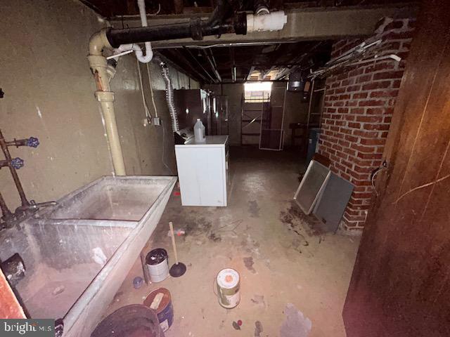 LAURAVILLE HISTORIC DISTRICT - Residential