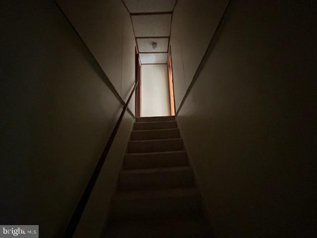 LAURAVILLE HISTORIC DISTRICT - Residential