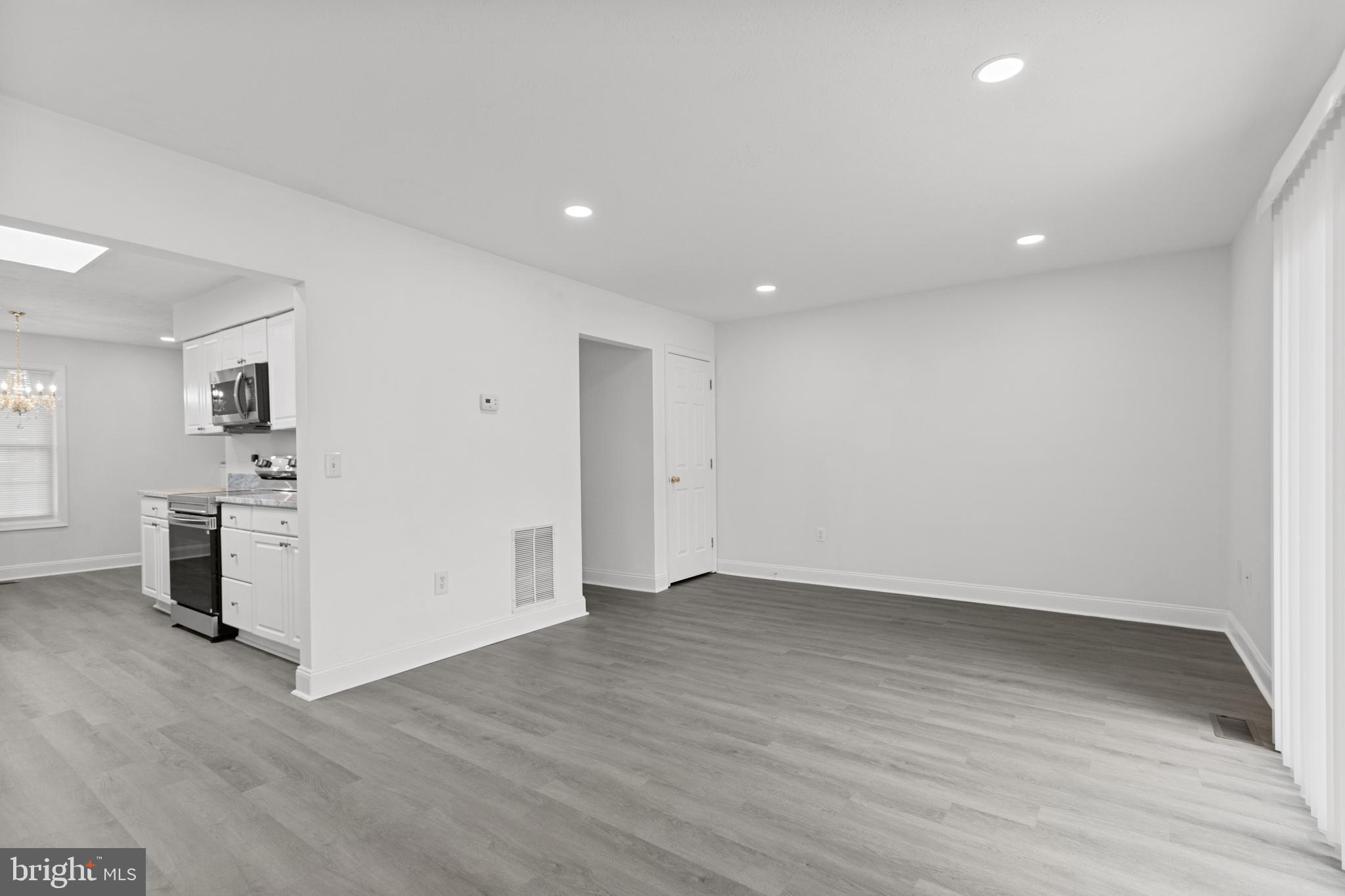 CHARLESTON TERRACE LA PLATA - Residential