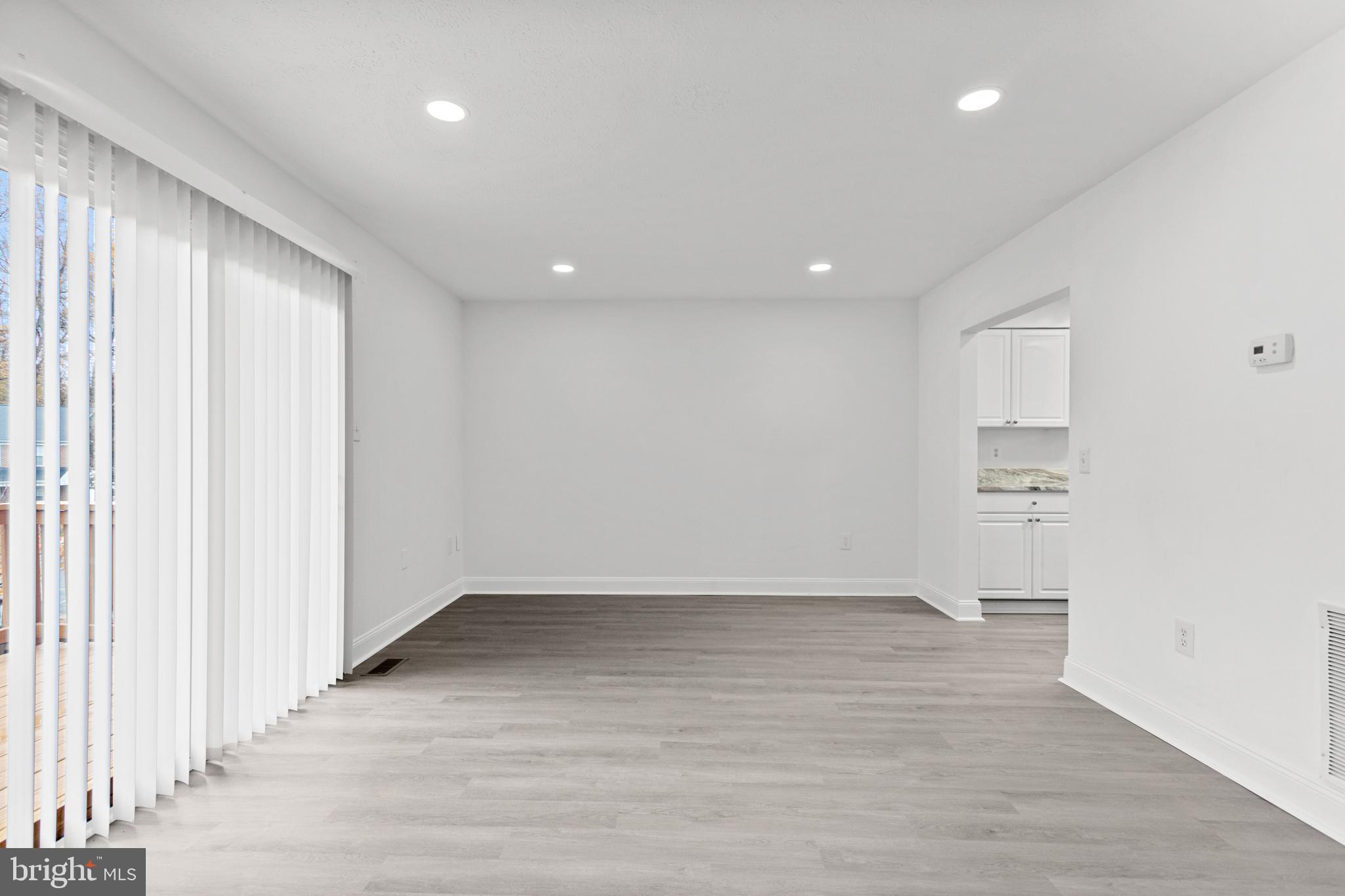 CHARLESTON TERRACE LA PLATA - Residential