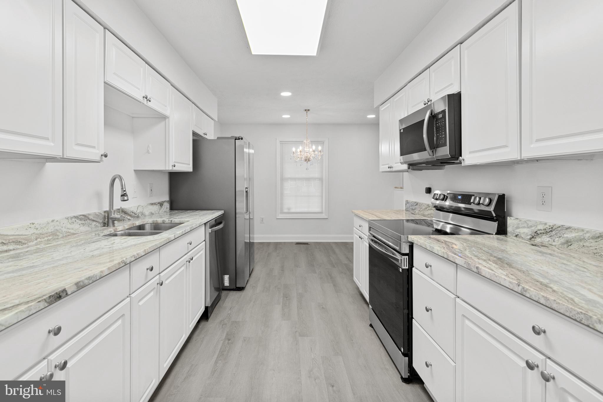 CHARLESTON TERRACE LA PLATA - Residential