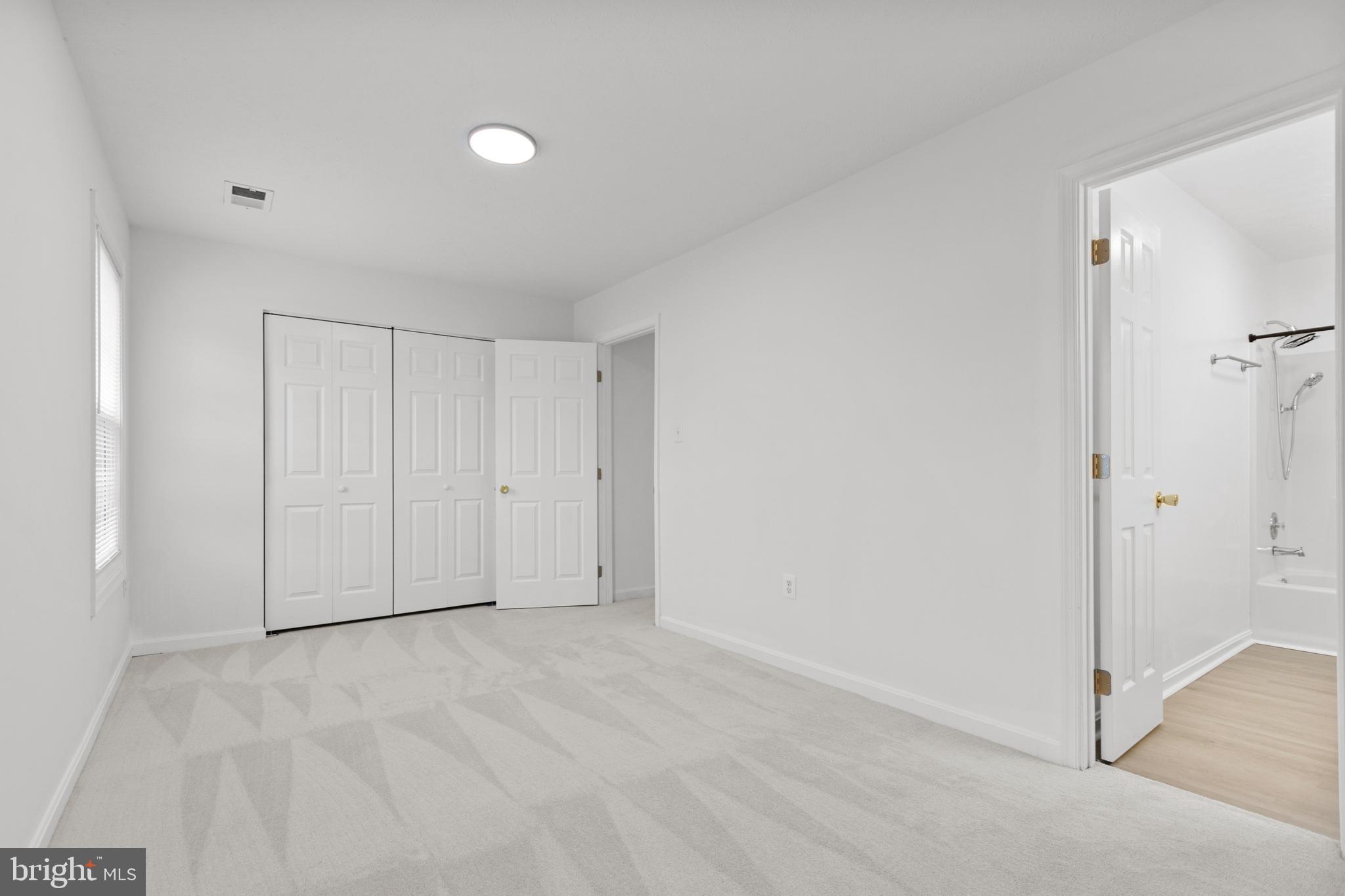 CHARLESTON TERRACE LA PLATA - Residential