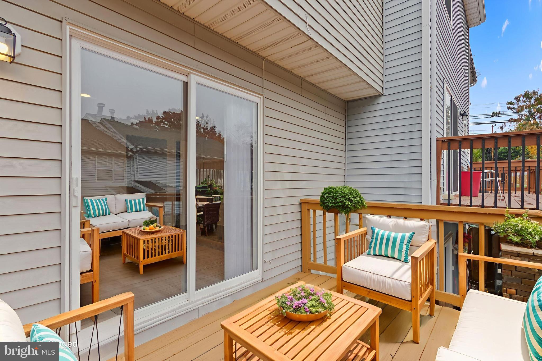 CHARLESTON TERRACE LA PLATA - Residential