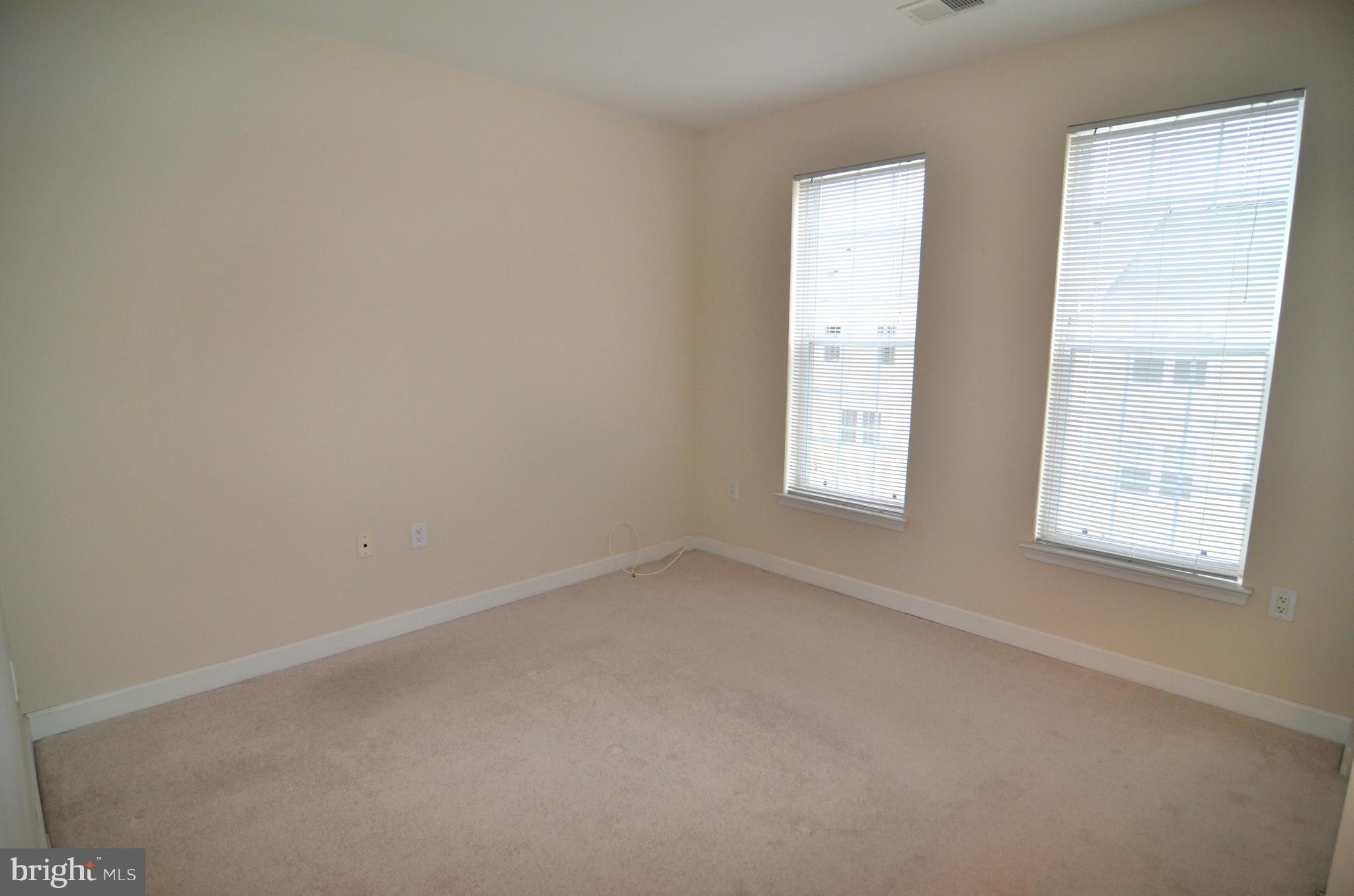 EDELEN STATION - Residential Lease