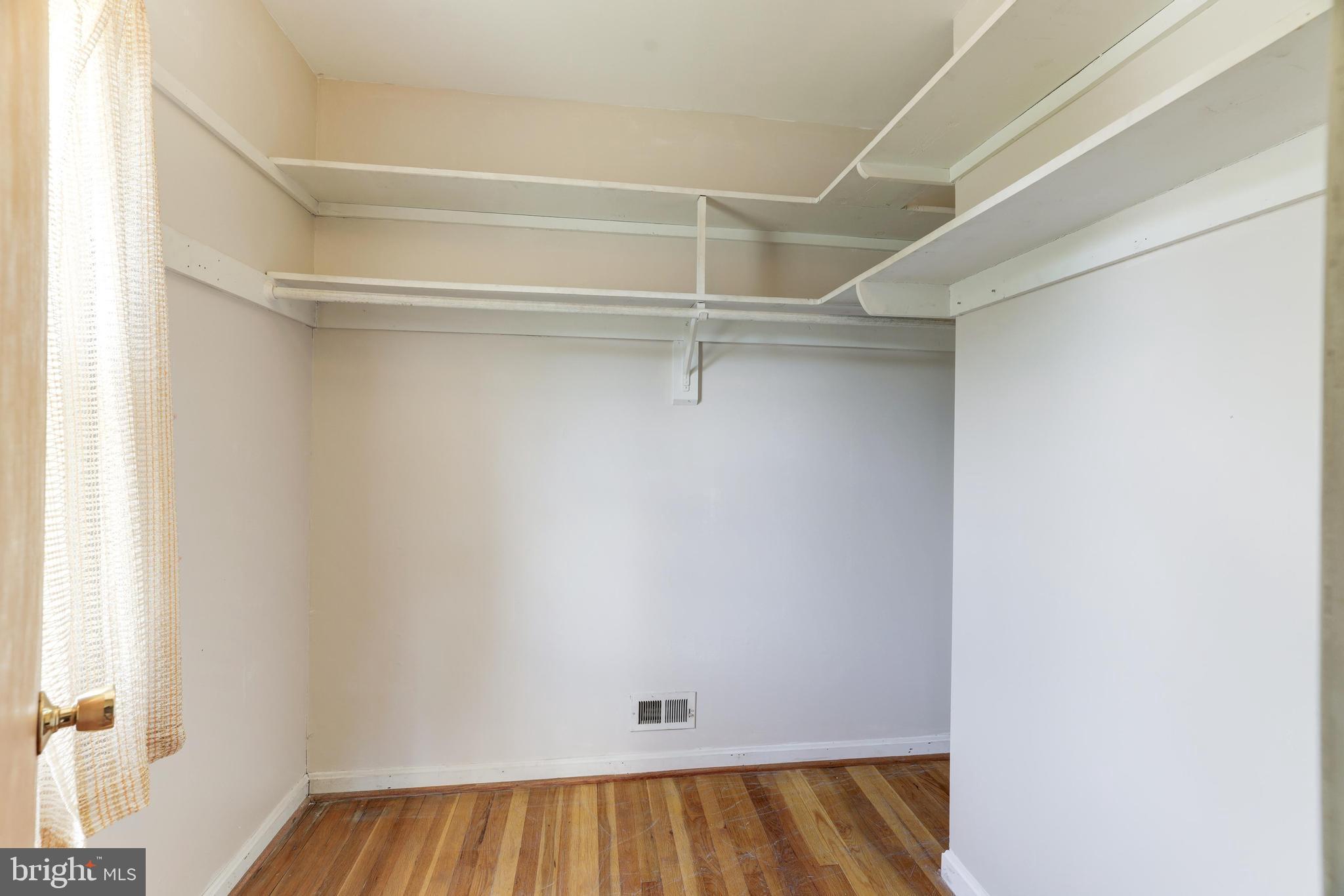 TANTALLON ON THE POTOMAC - Residential