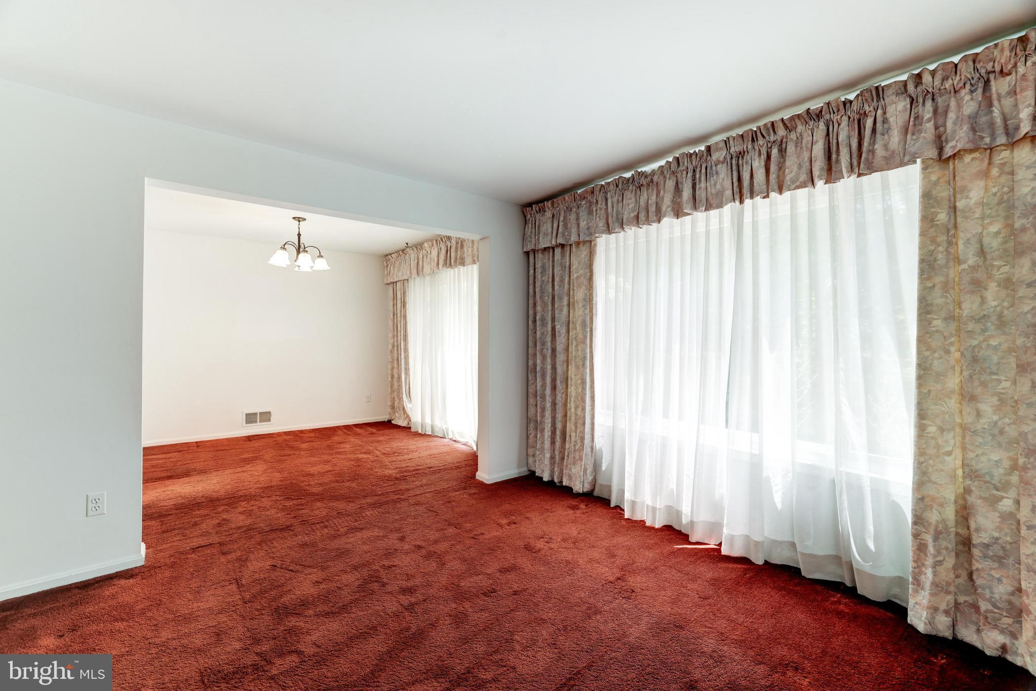 TANTALLON ON THE POTOMAC - Residential