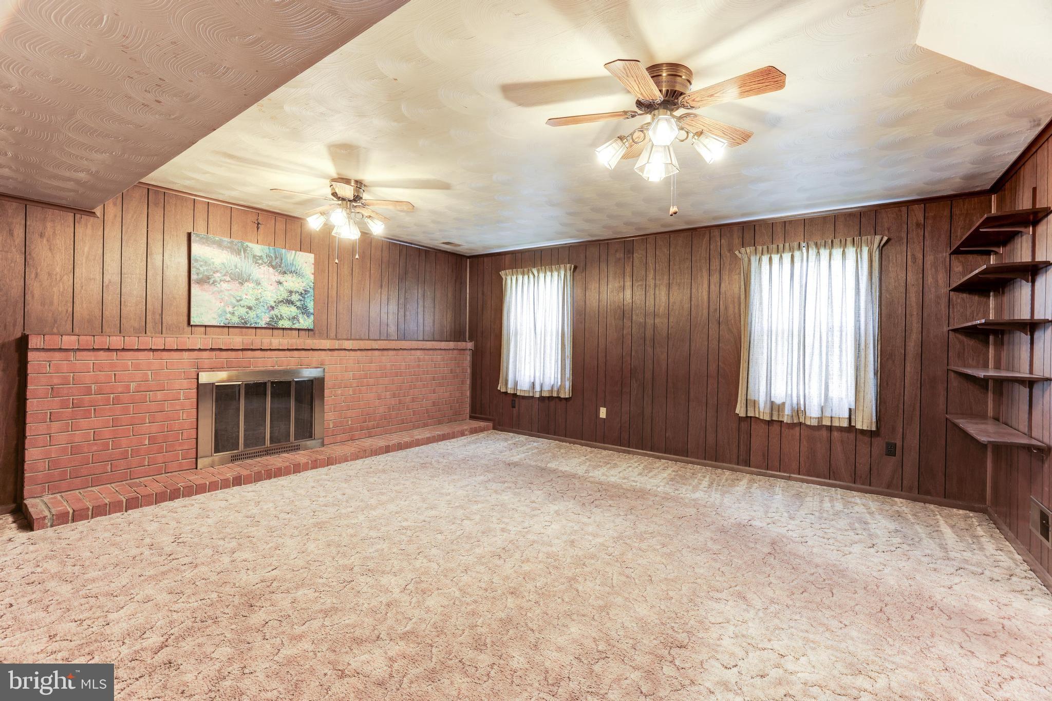 TANTALLON ON THE POTOMAC - Residential