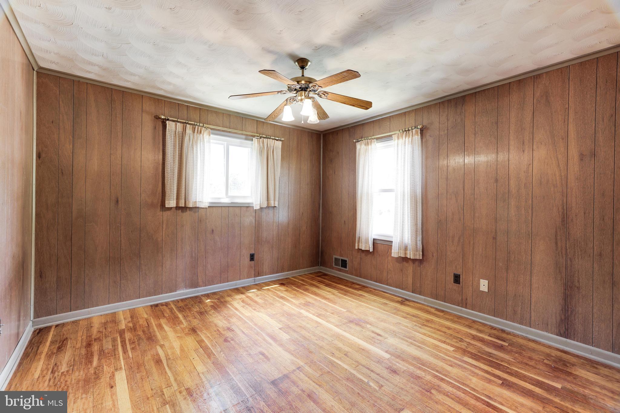 TANTALLON ON THE POTOMAC - Residential