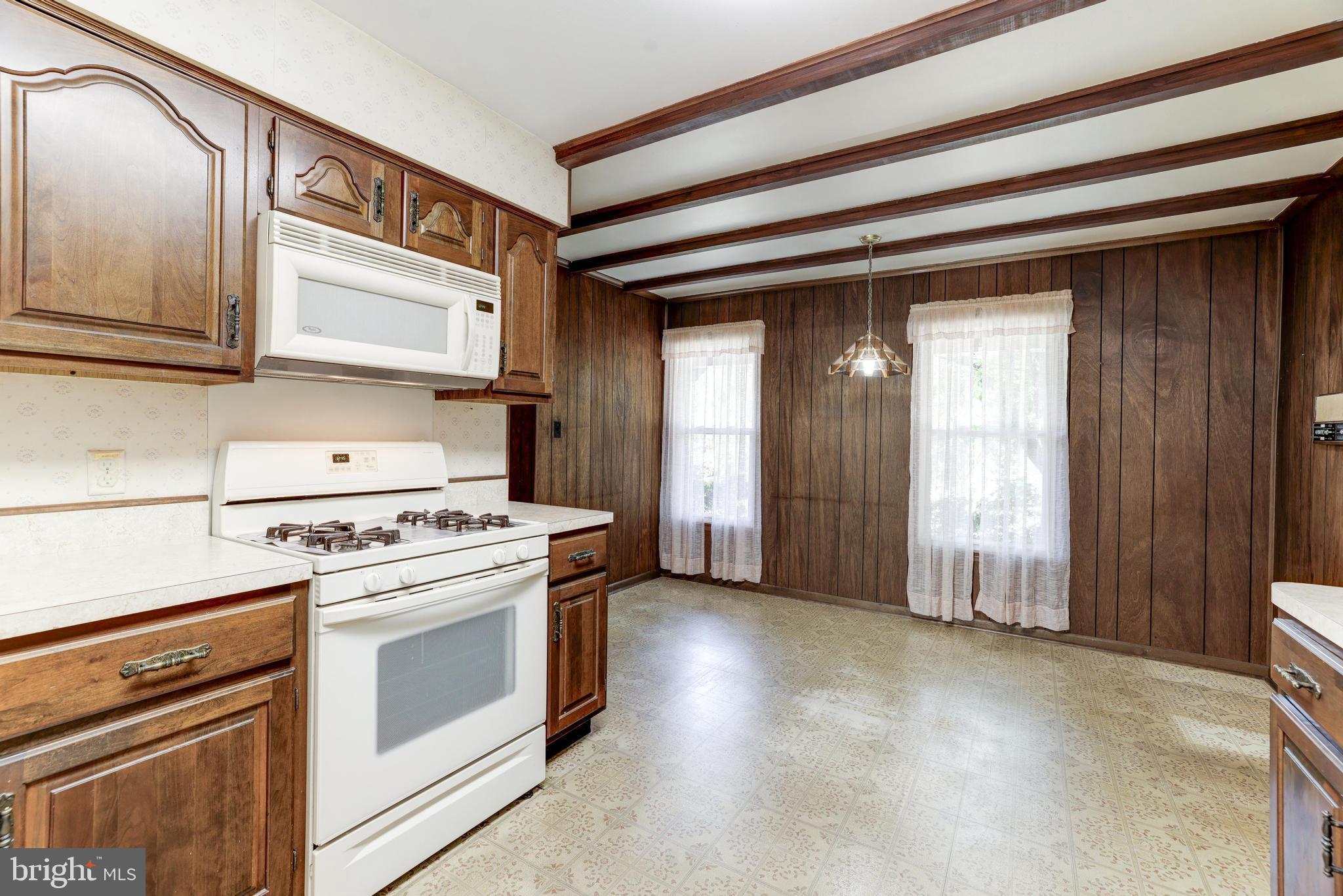 TANTALLON ON THE POTOMAC - Residential