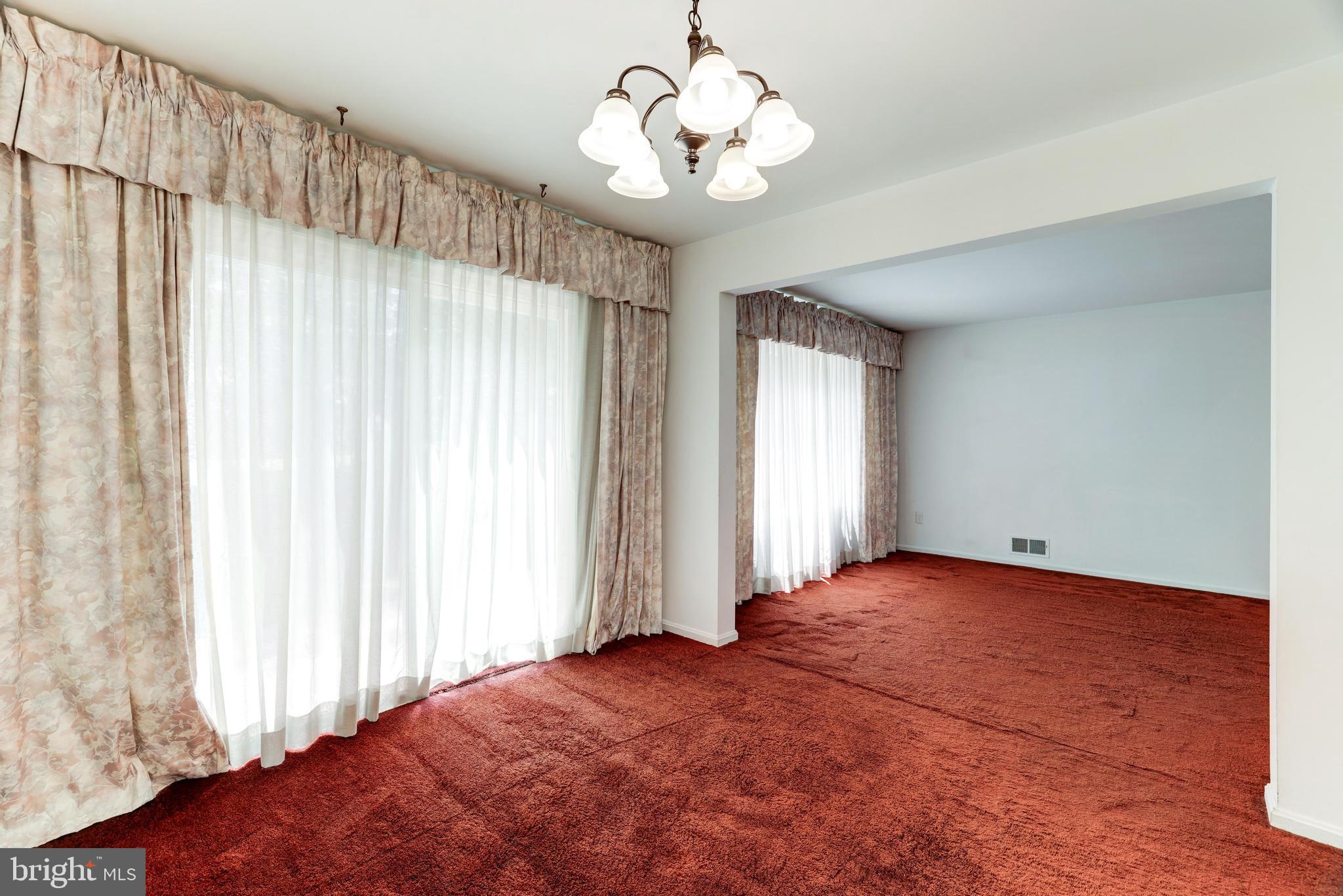 TANTALLON ON THE POTOMAC - Residential