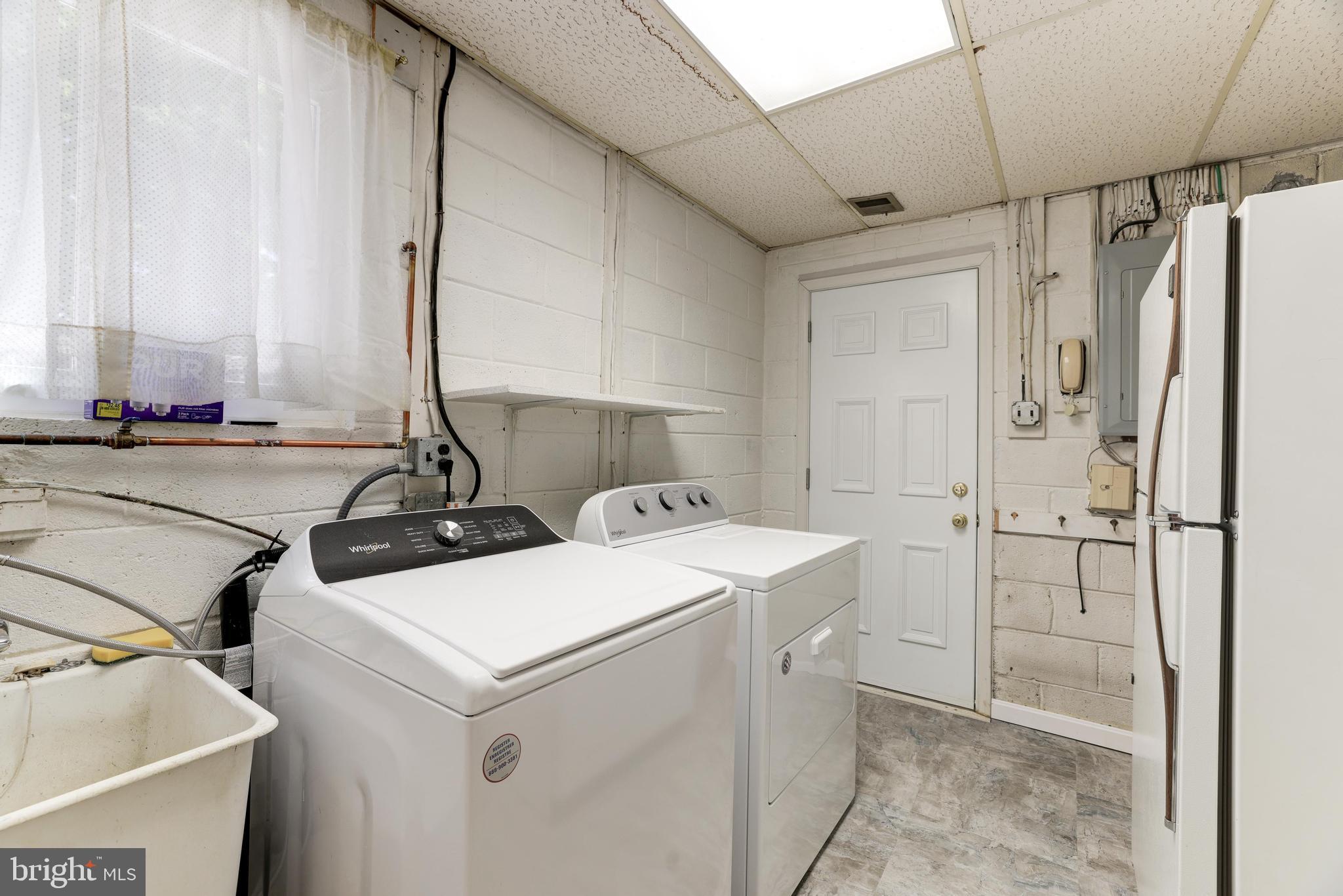 TANTALLON ON THE POTOMAC - Residential