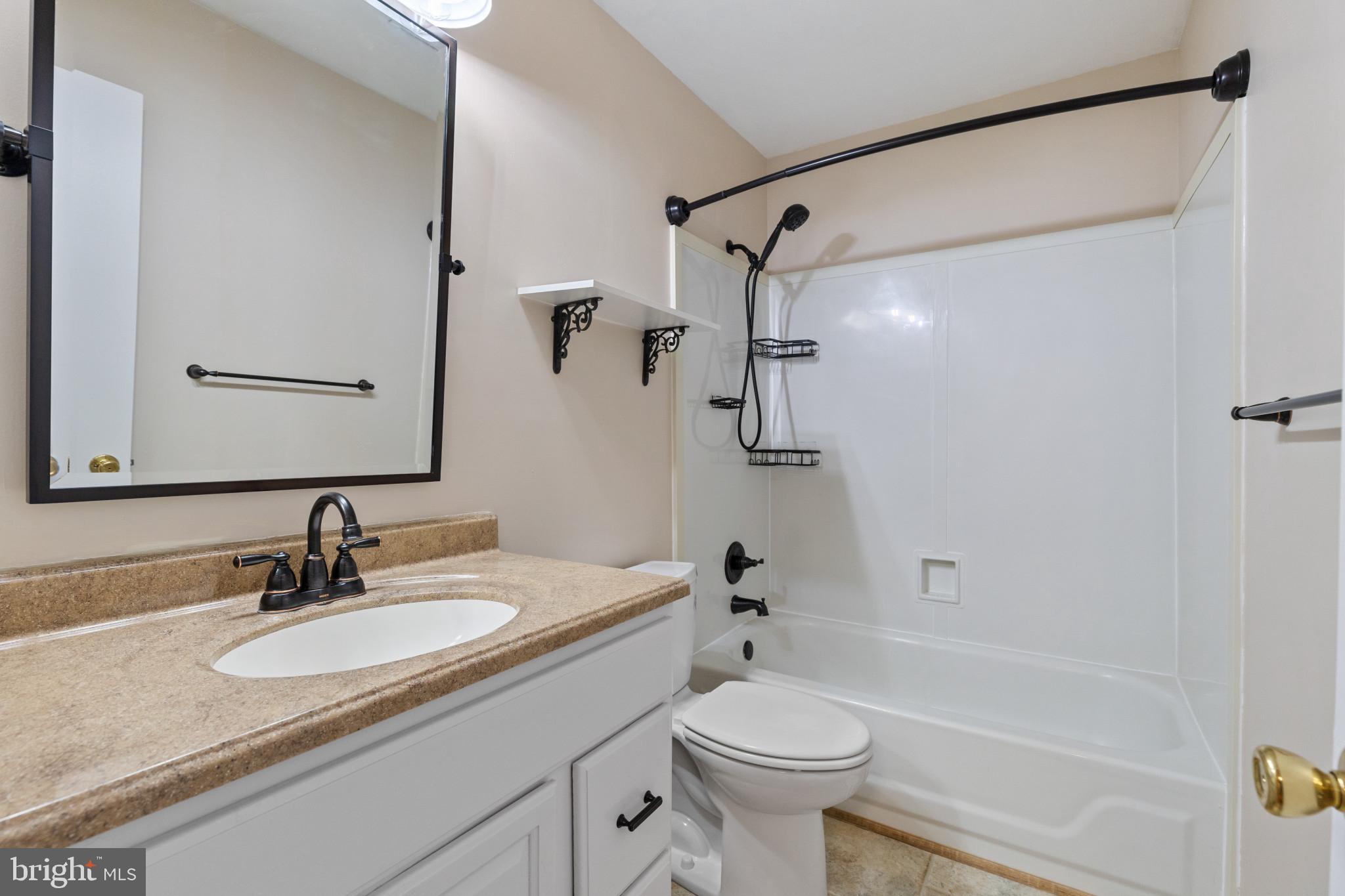 MARBLE HILL - Residential