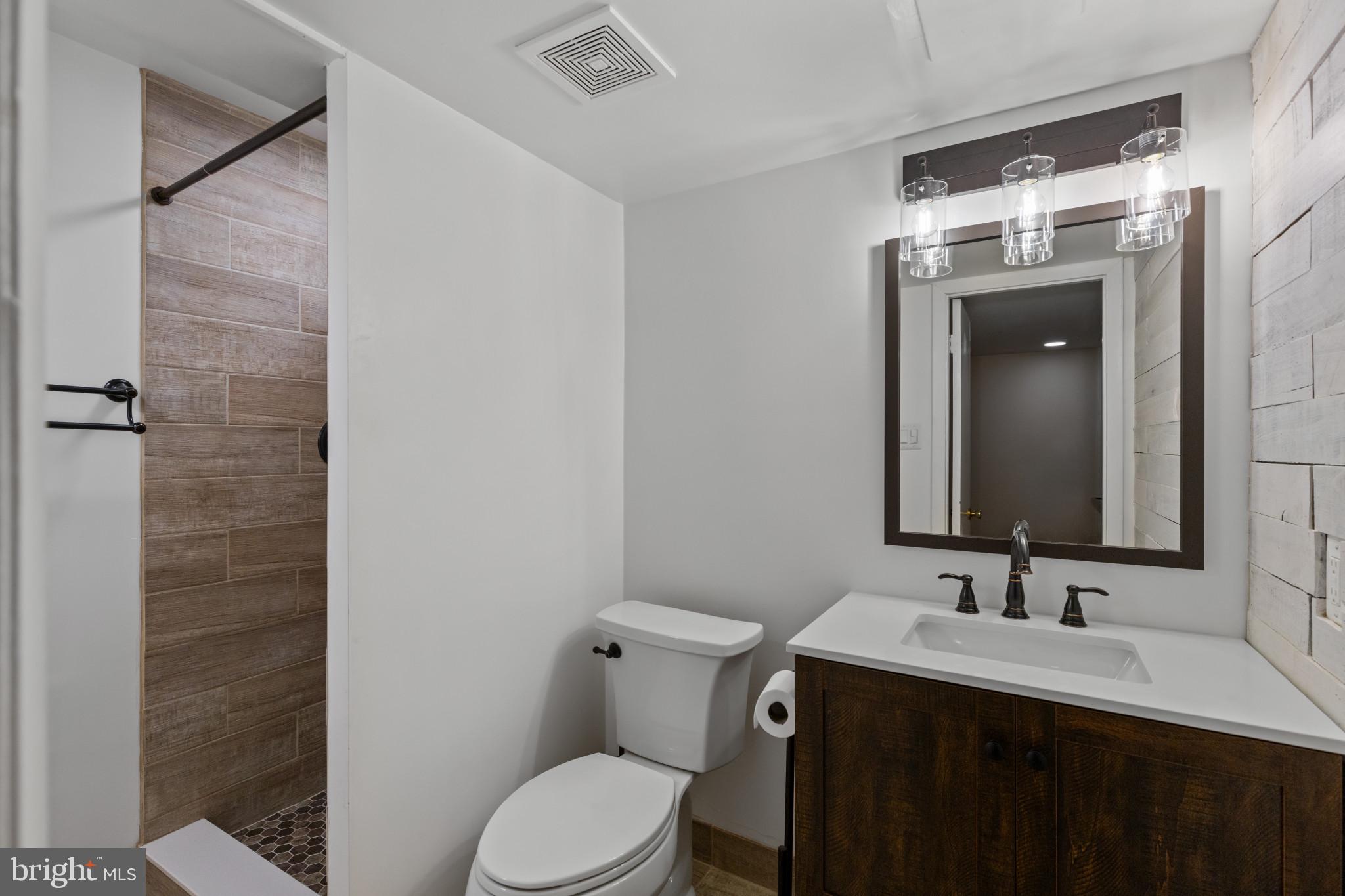 MARBLE HILL - Residential