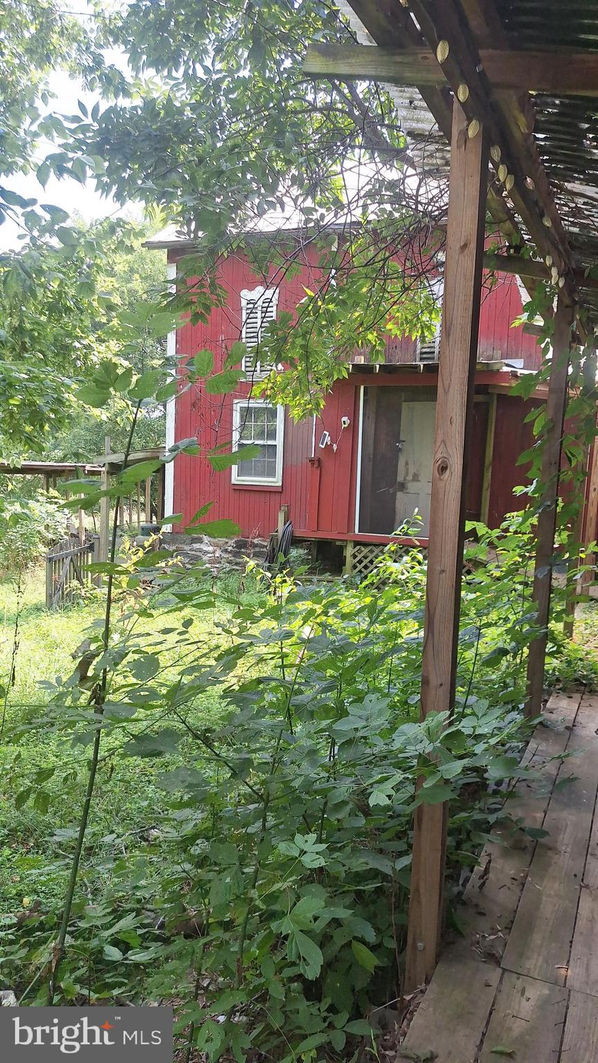 NONE AVAILABLE - Land