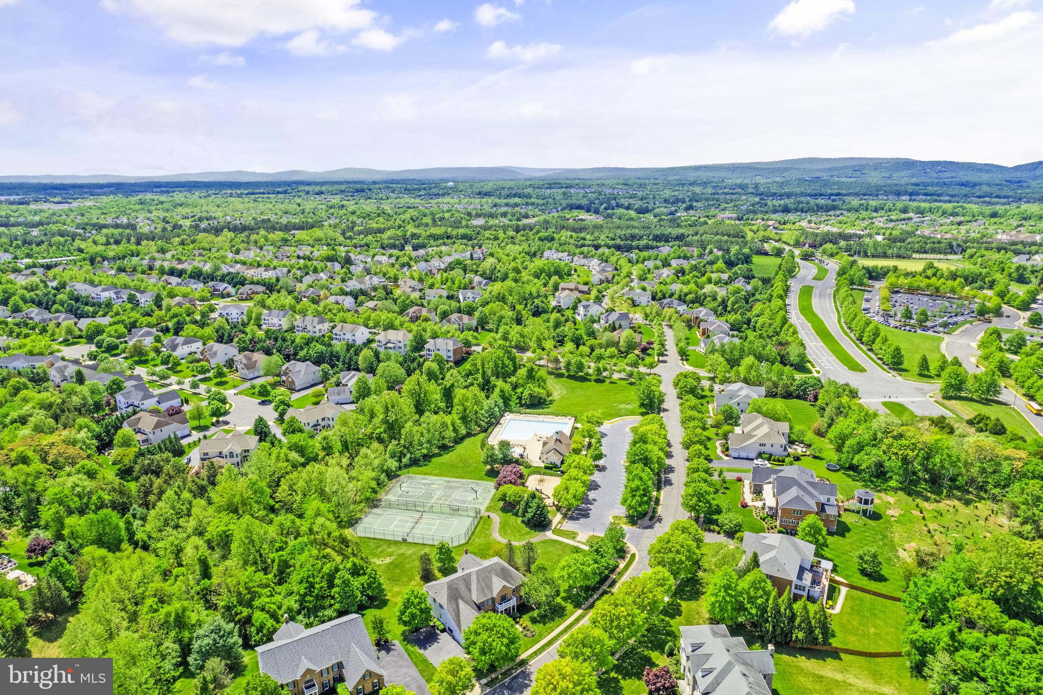 DOMINION VALLEY COUNTRY CLUB - Residential