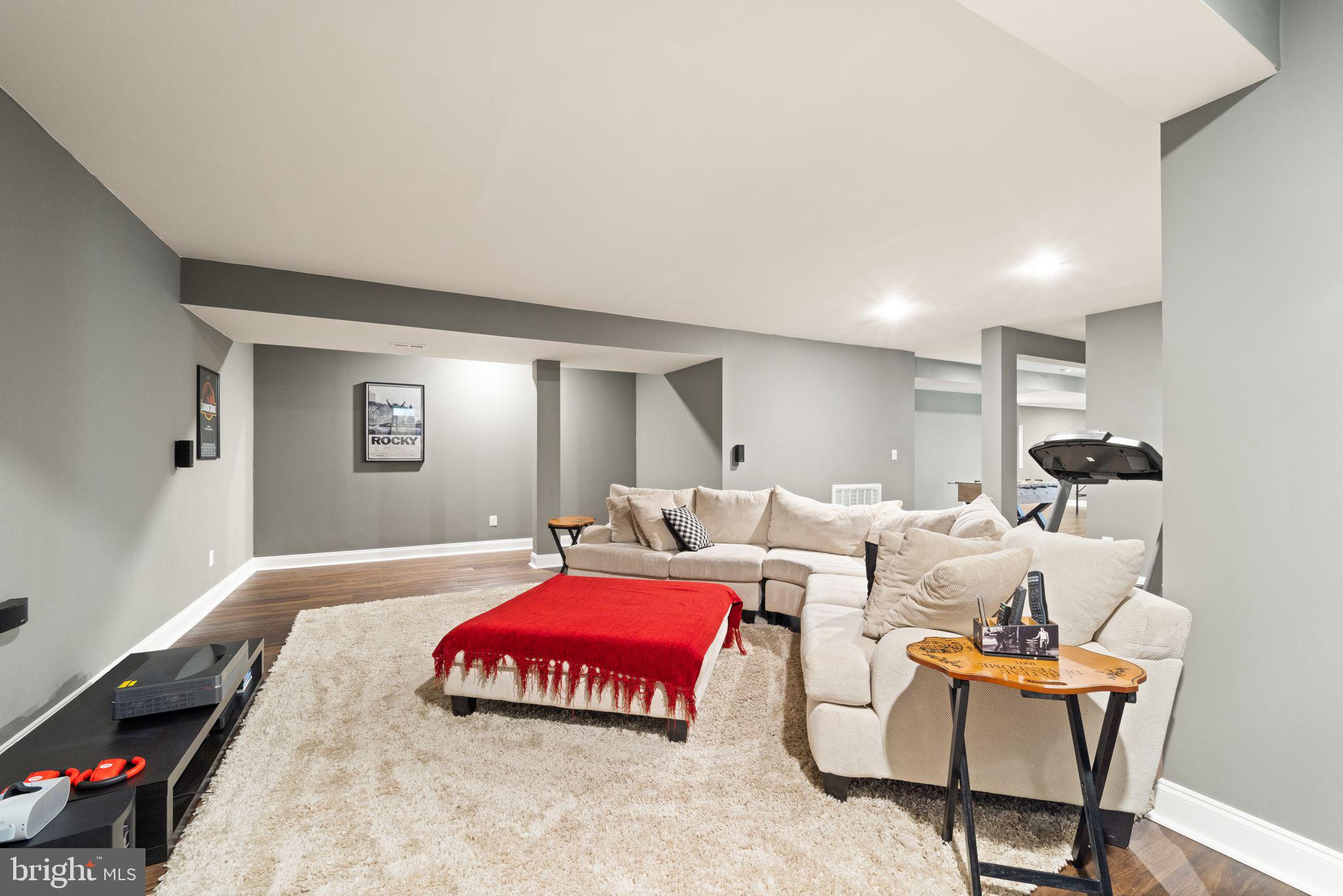 DOMINION VALLEY COUNTRY CLUB - Residential