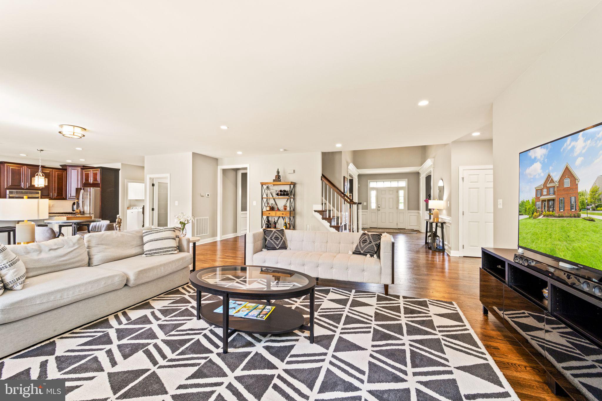 DOMINION VALLEY COUNTRY CLUB - Residential