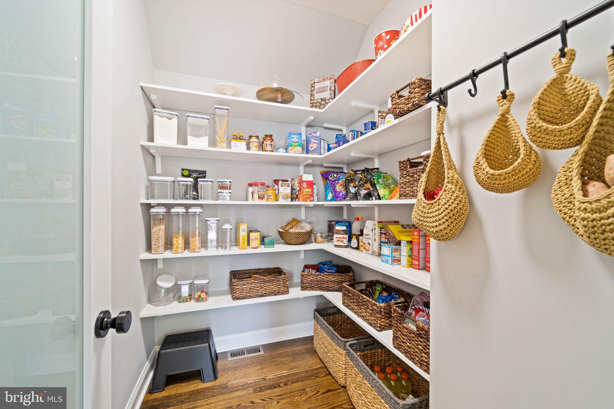 DOMINION VALLEY COUNTRY CLUB - Residential