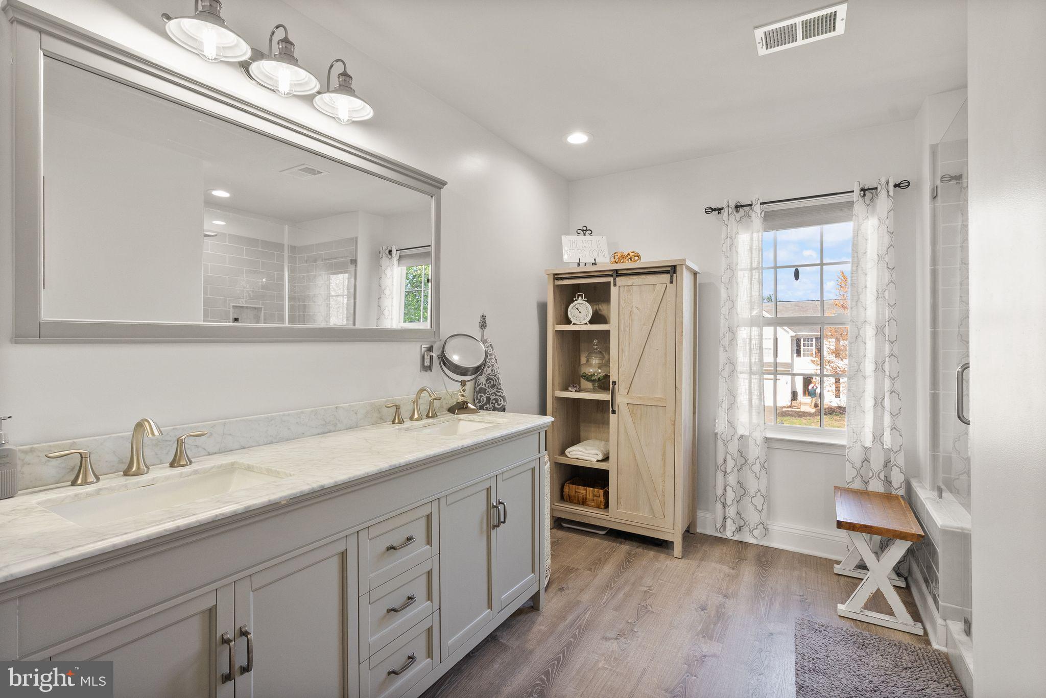 GREEN MEADOWS PHASE 1 - Residential