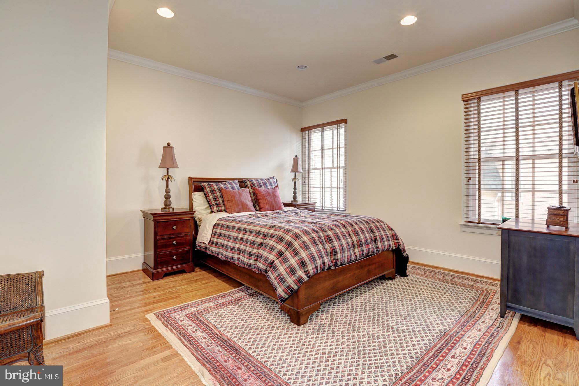 EVANS FARM - Residential