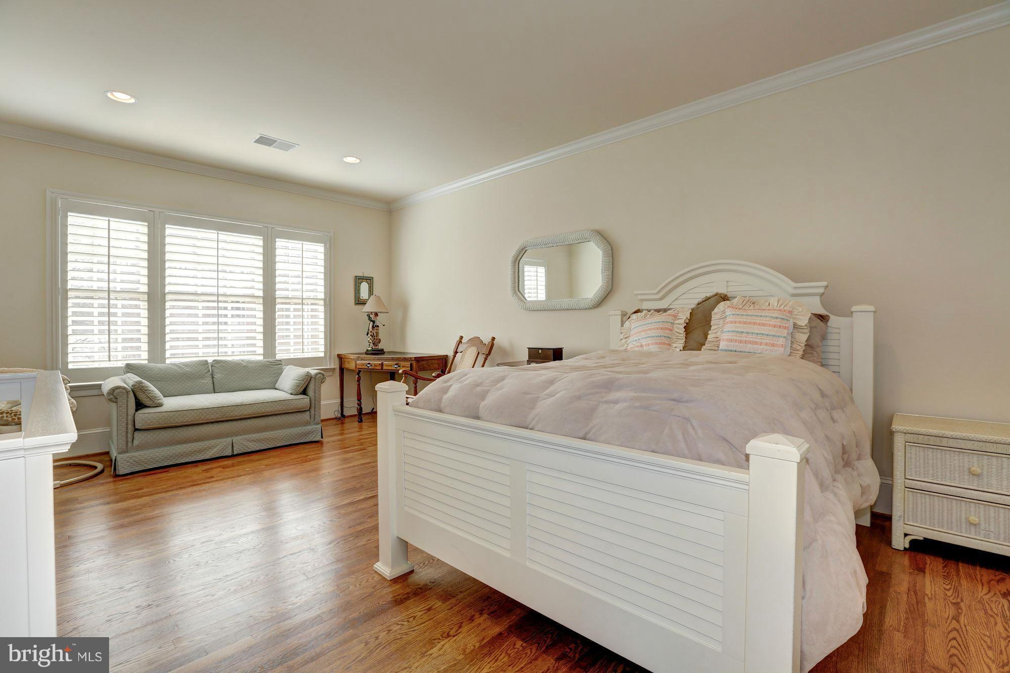 EVANS FARM - Residential