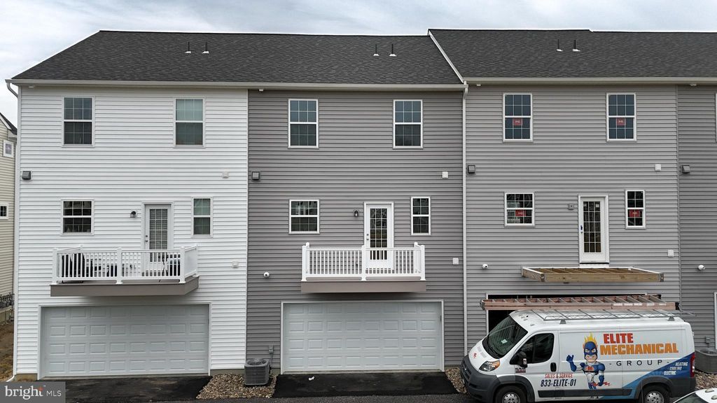 Photo of 2447 Spring Water Circle, LANCASTER, PA 17601 (MLS # PALA2084942)