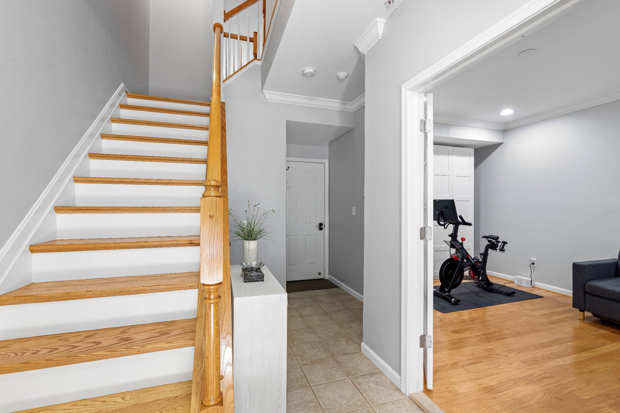2609 LIGHTHOUSE LANE
