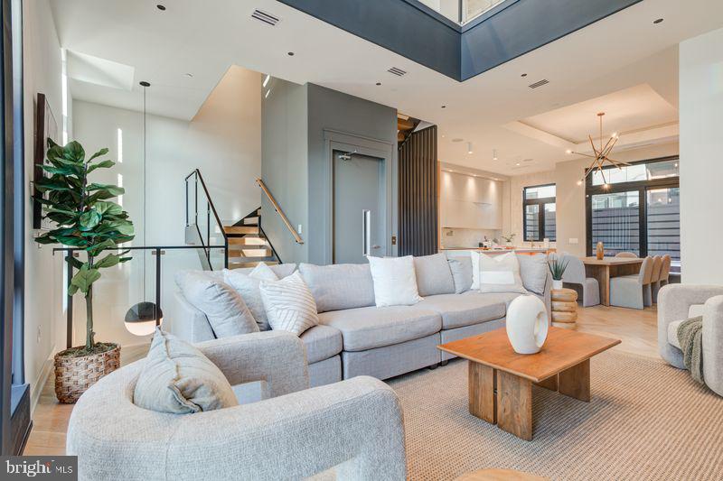 111 S 24TH STREET