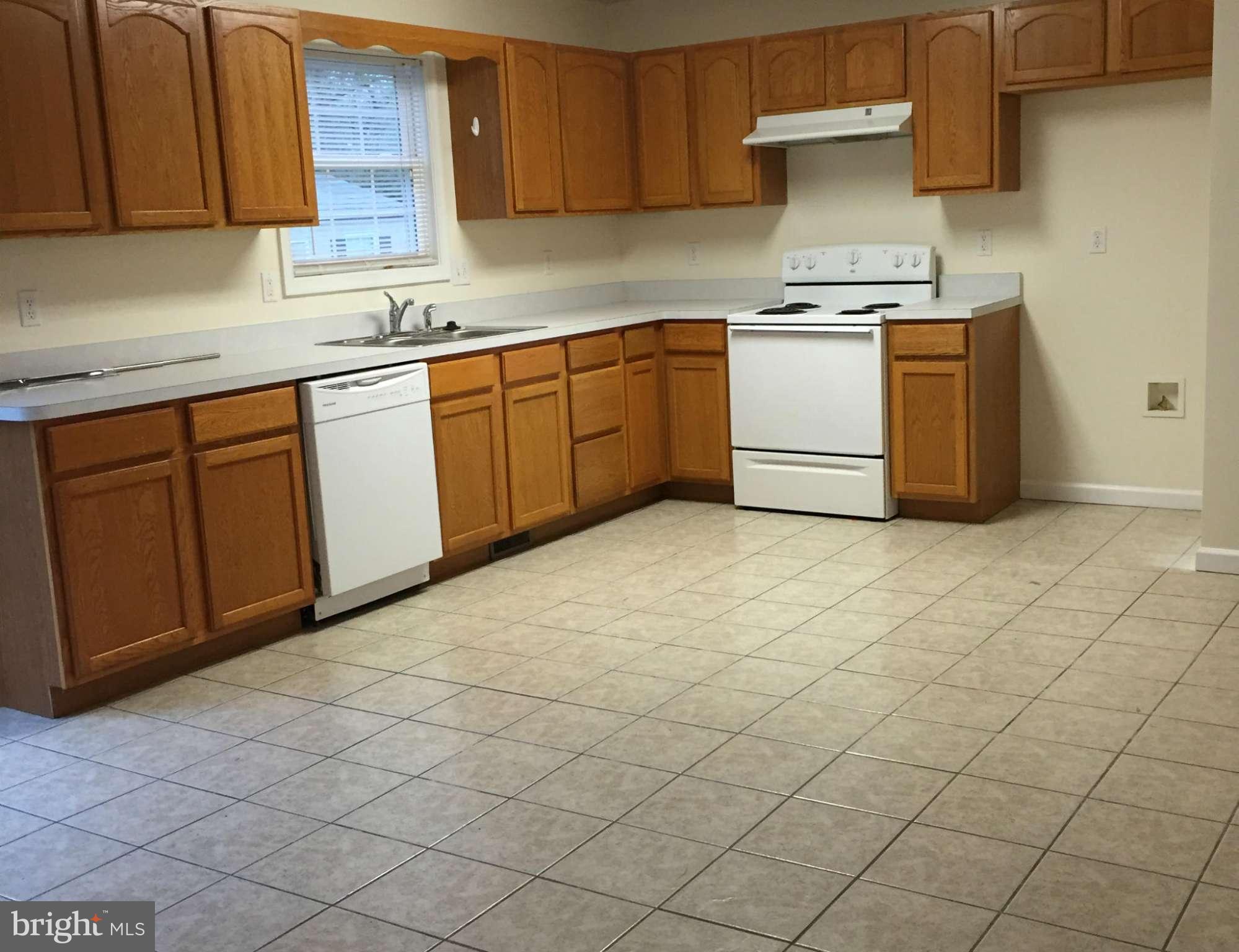 INWOOD VILLAGE - Residential