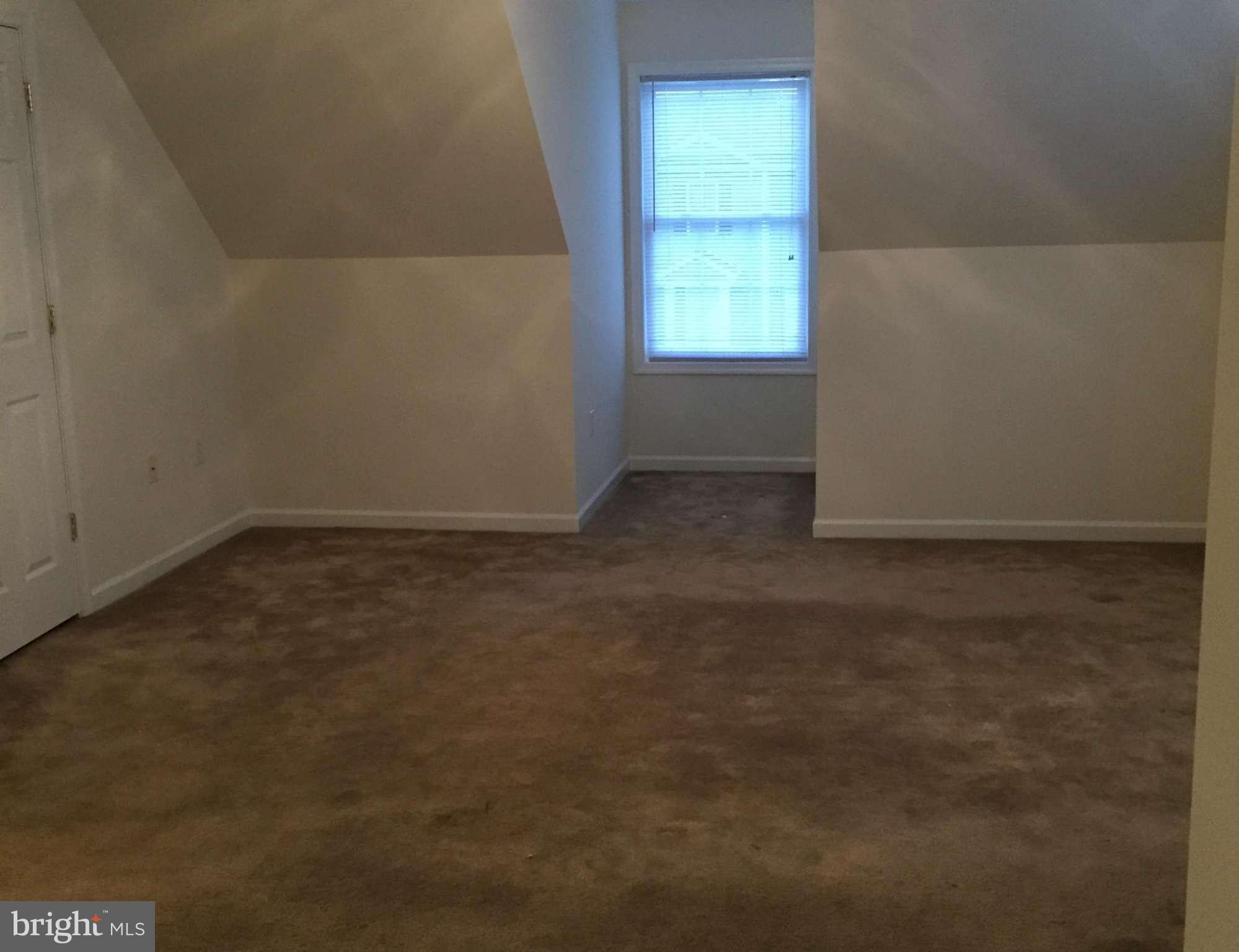 INWOOD VILLAGE - Residential