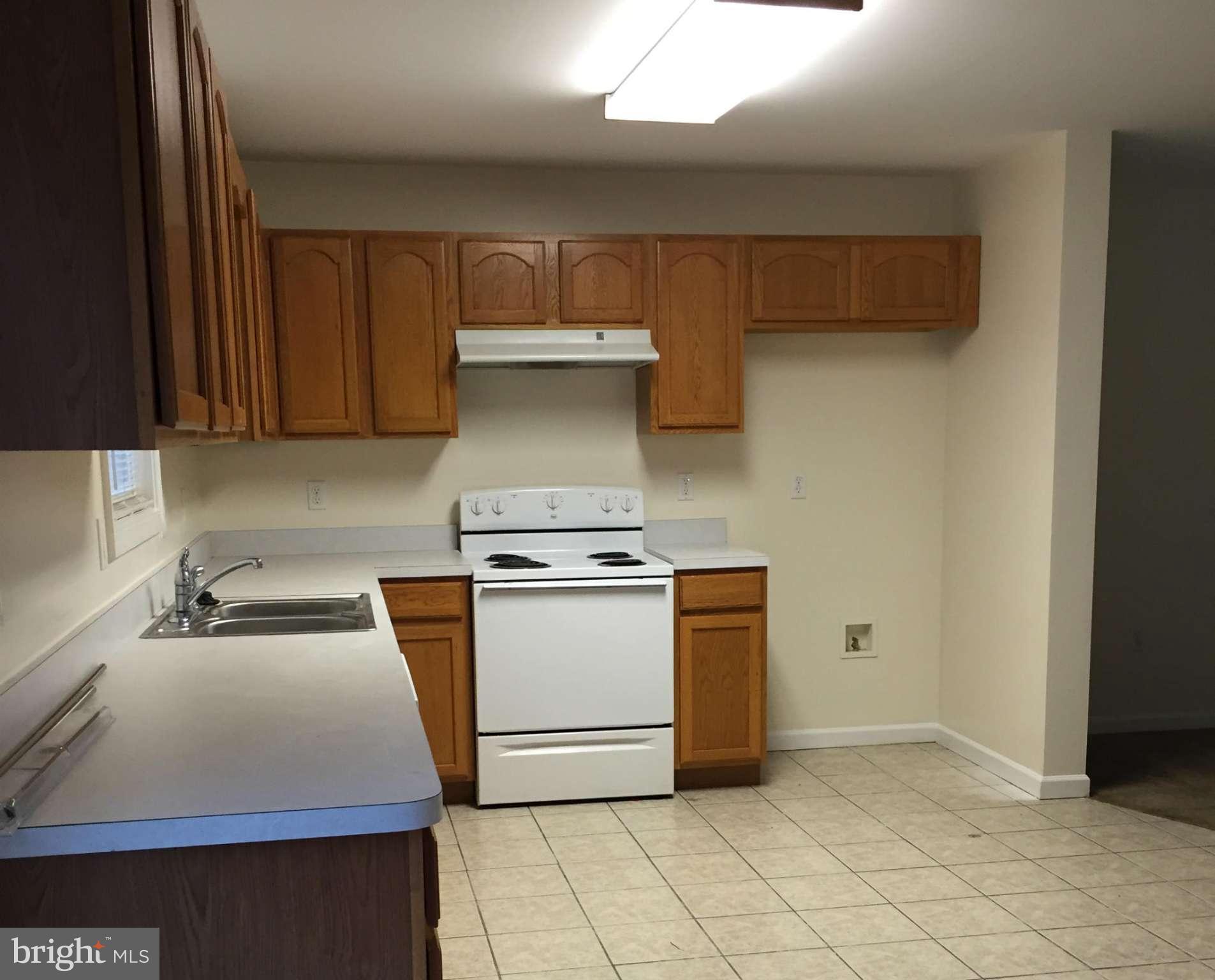 INWOOD VILLAGE - Residential