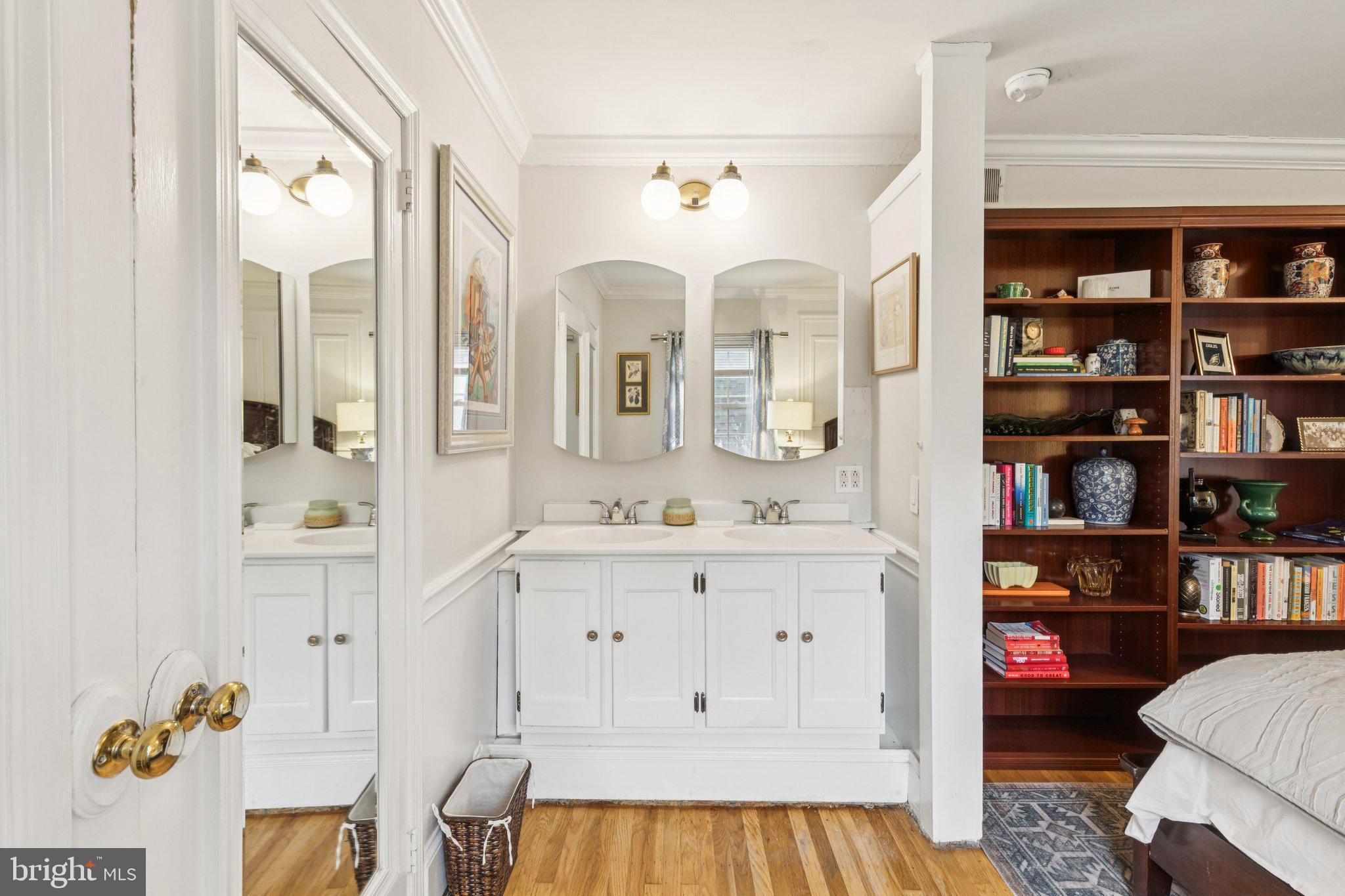 WASHINGTON SQ WEST - Residential