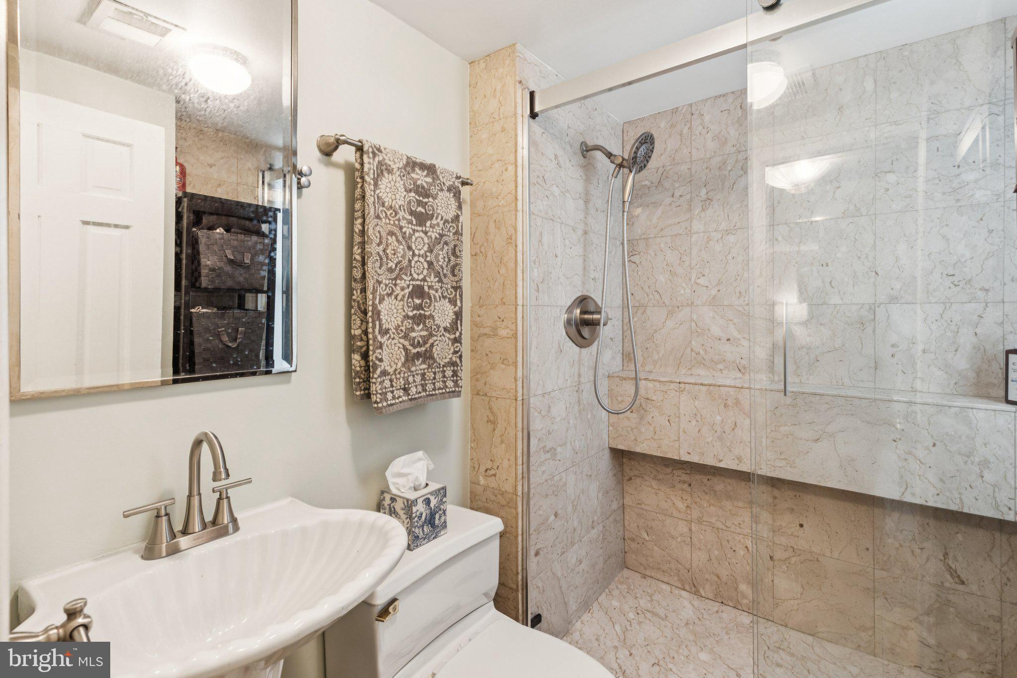 WASHINGTON SQ WEST - Residential