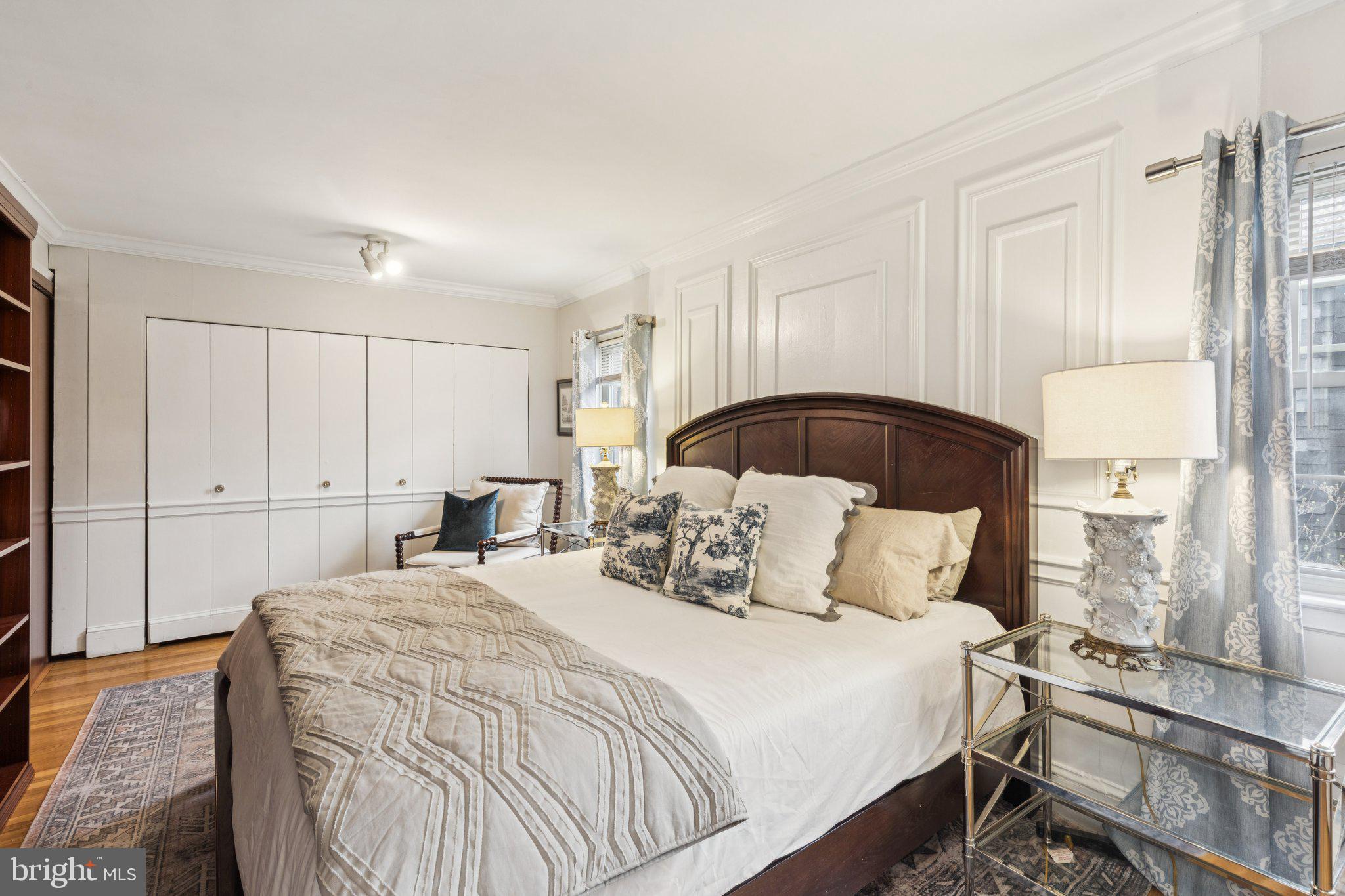 WASHINGTON SQ WEST - Residential