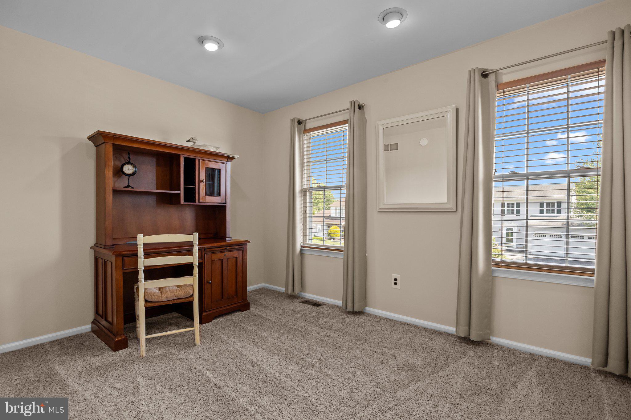 GEORGETOWN - Residential