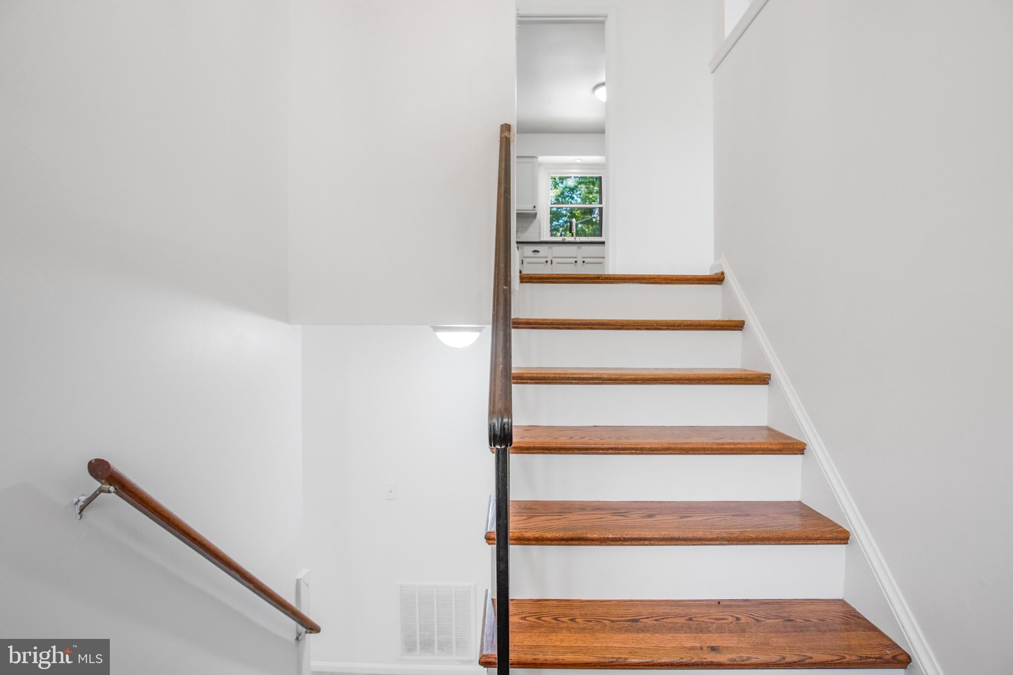 43 GREEN LEAF TERRACE