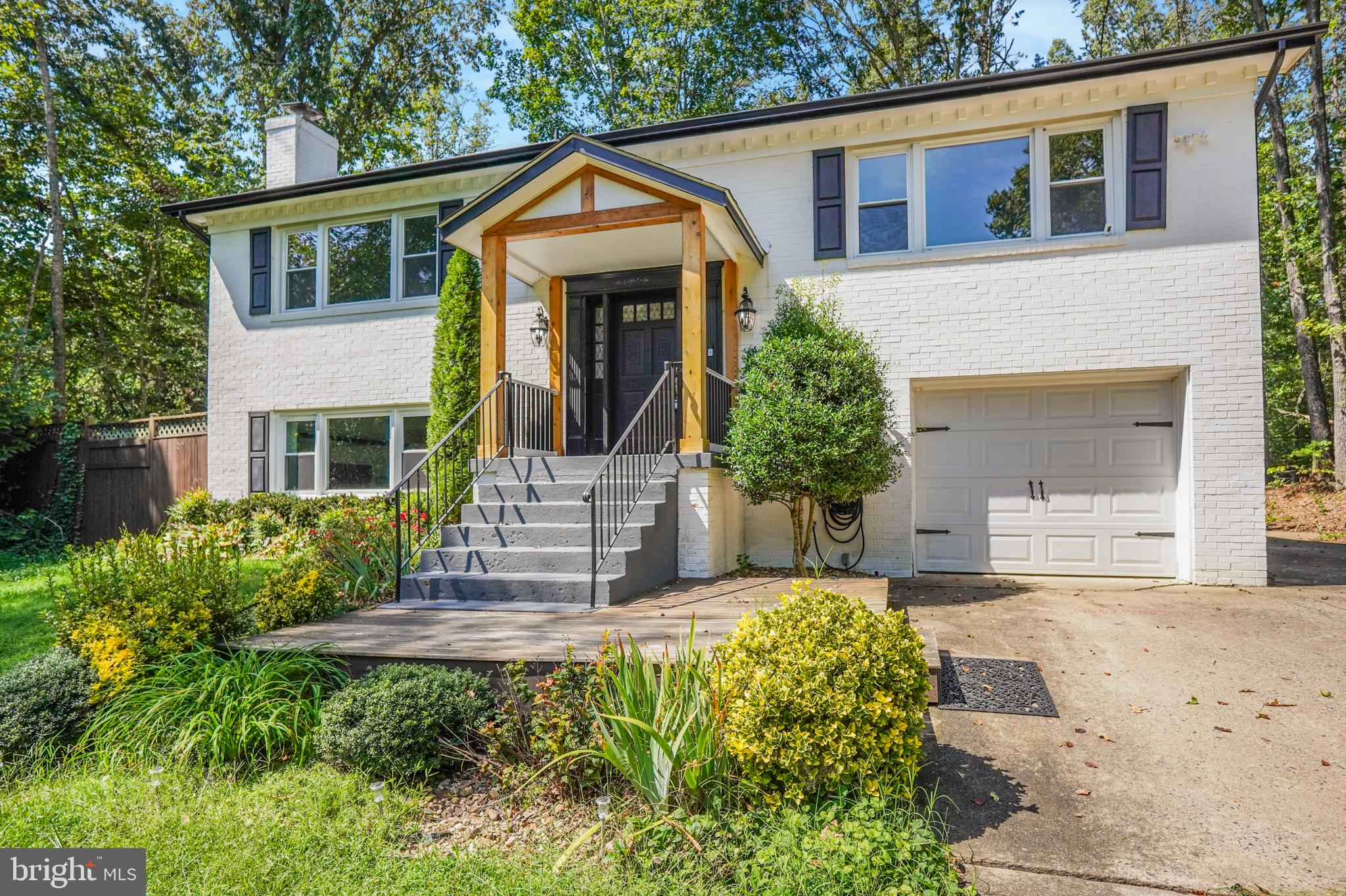 43 GREEN LEAF TERRACE
