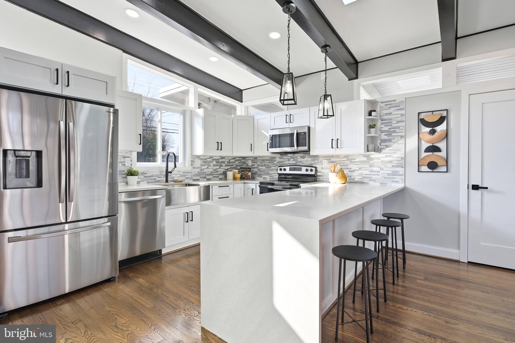 HOLMES RUN ACRES - Residential