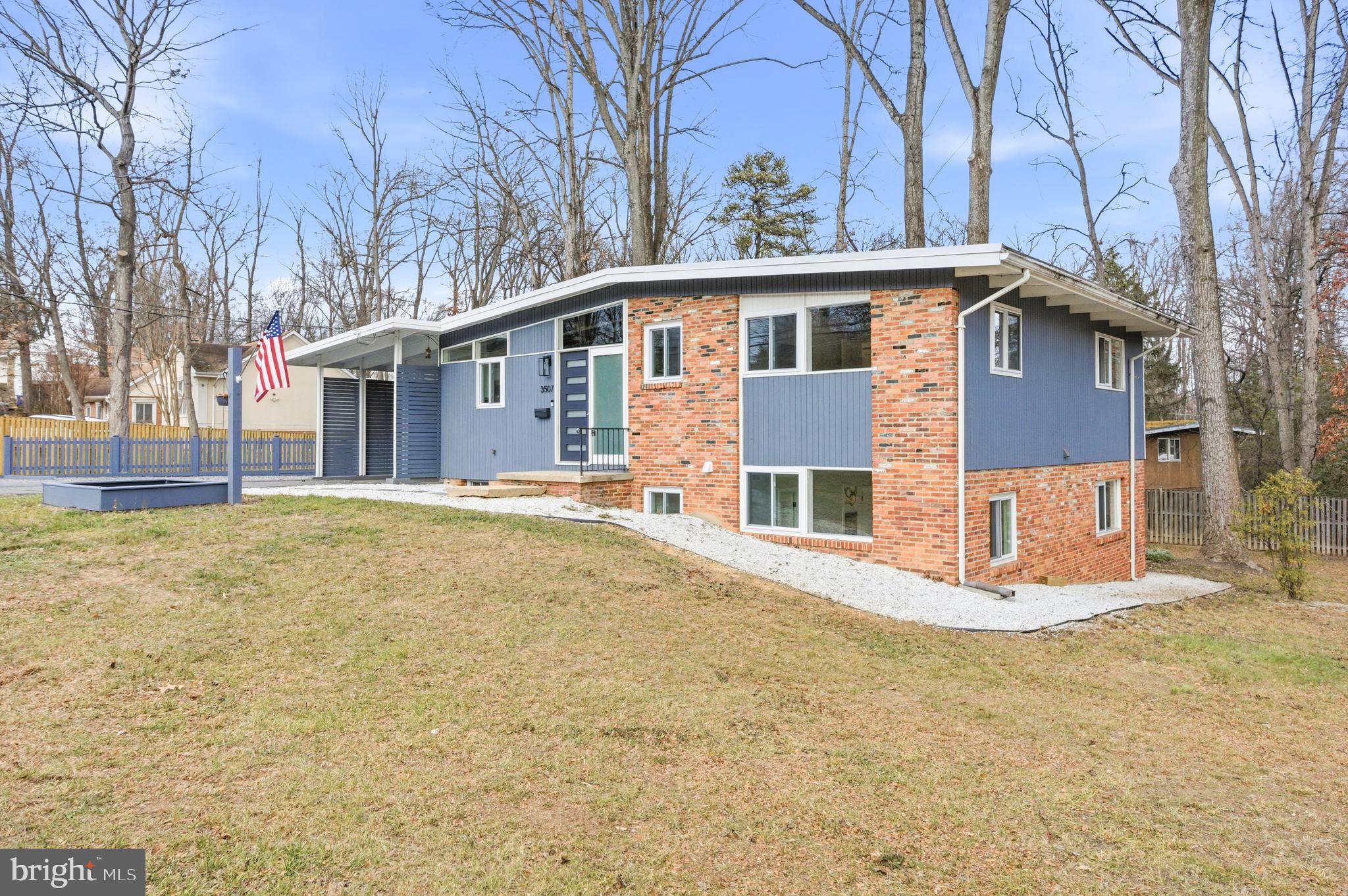 HOLMES RUN ACRES - Residential