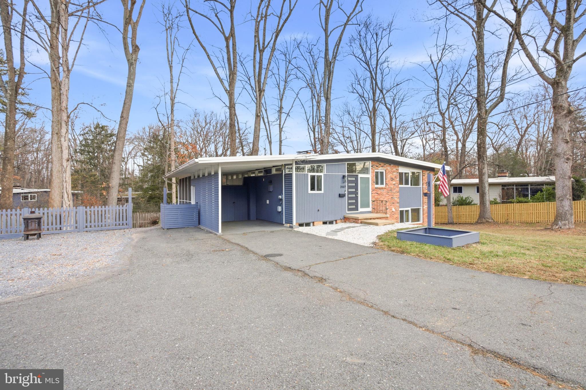 HOLMES RUN ACRES - Residential