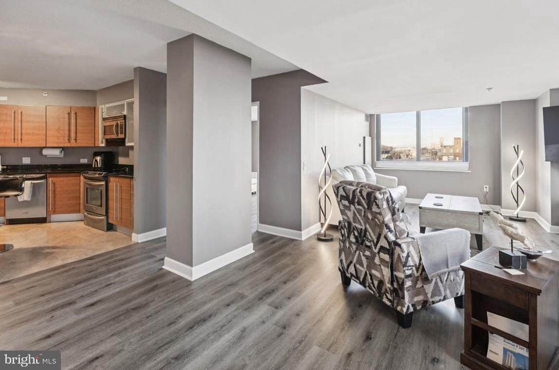526 PACIFIC AVENUE 207