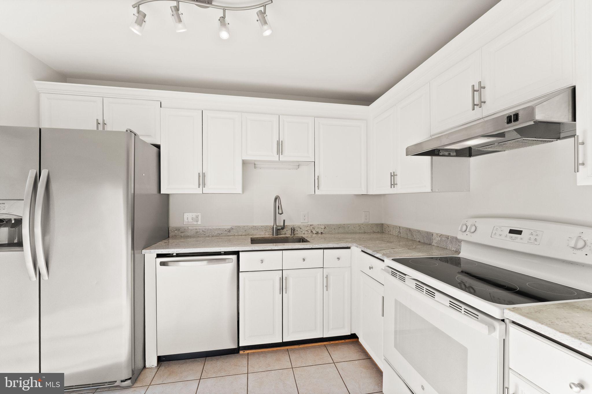 6001 LITTLE BROOK COURT