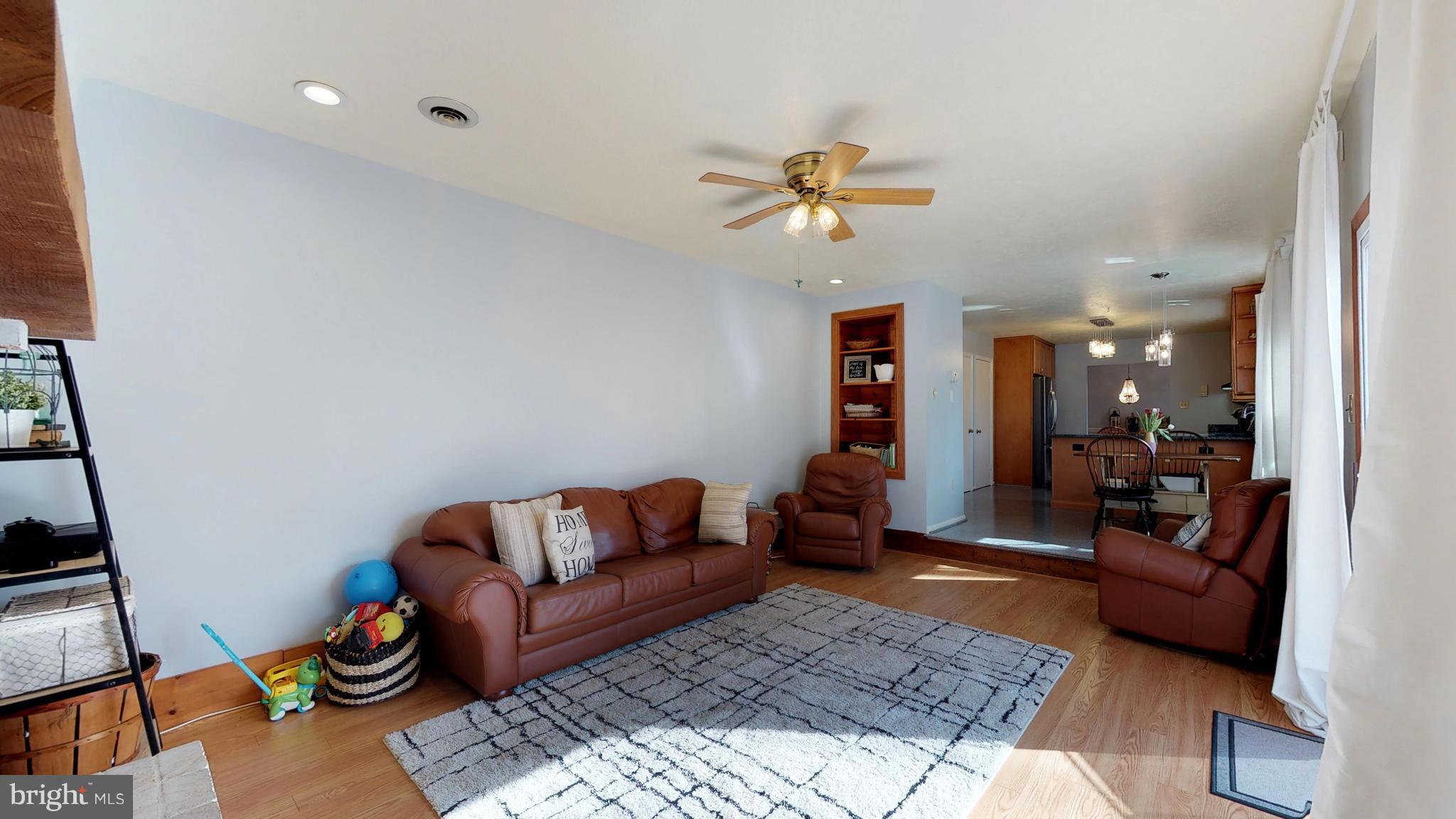 MOCKINGBIRD RIDGE - Residential